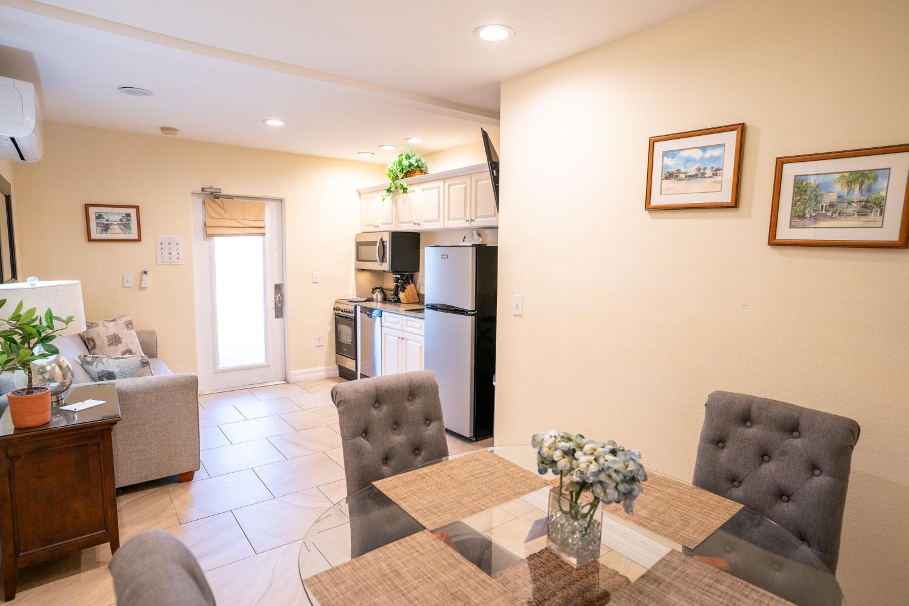 The Capri at Siesta - Property Image 157