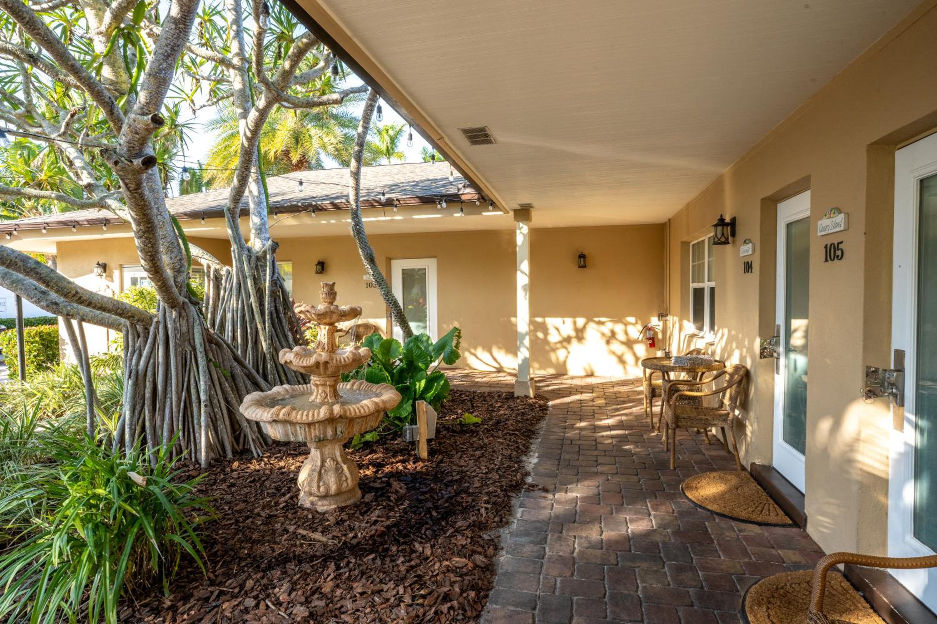 The Capri at Siesta - Property Image 70