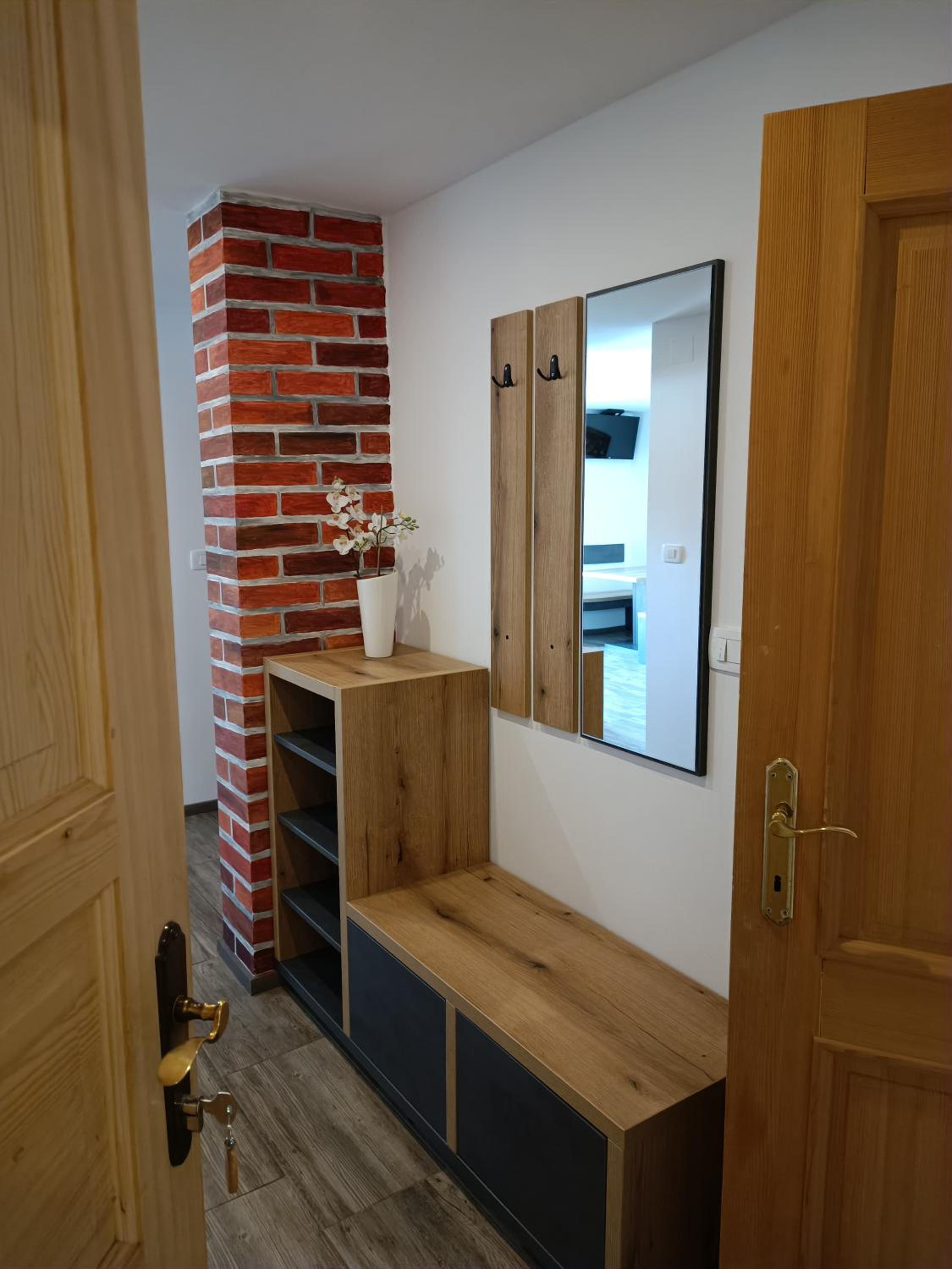 Photo 28