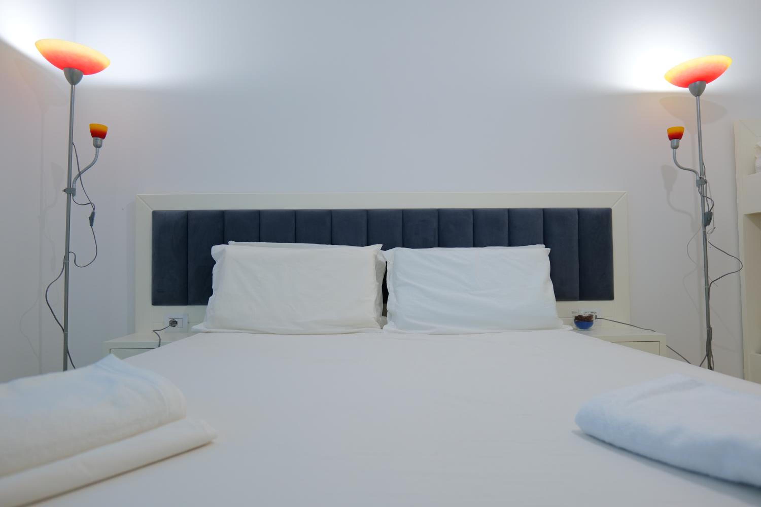 Davide Rooms