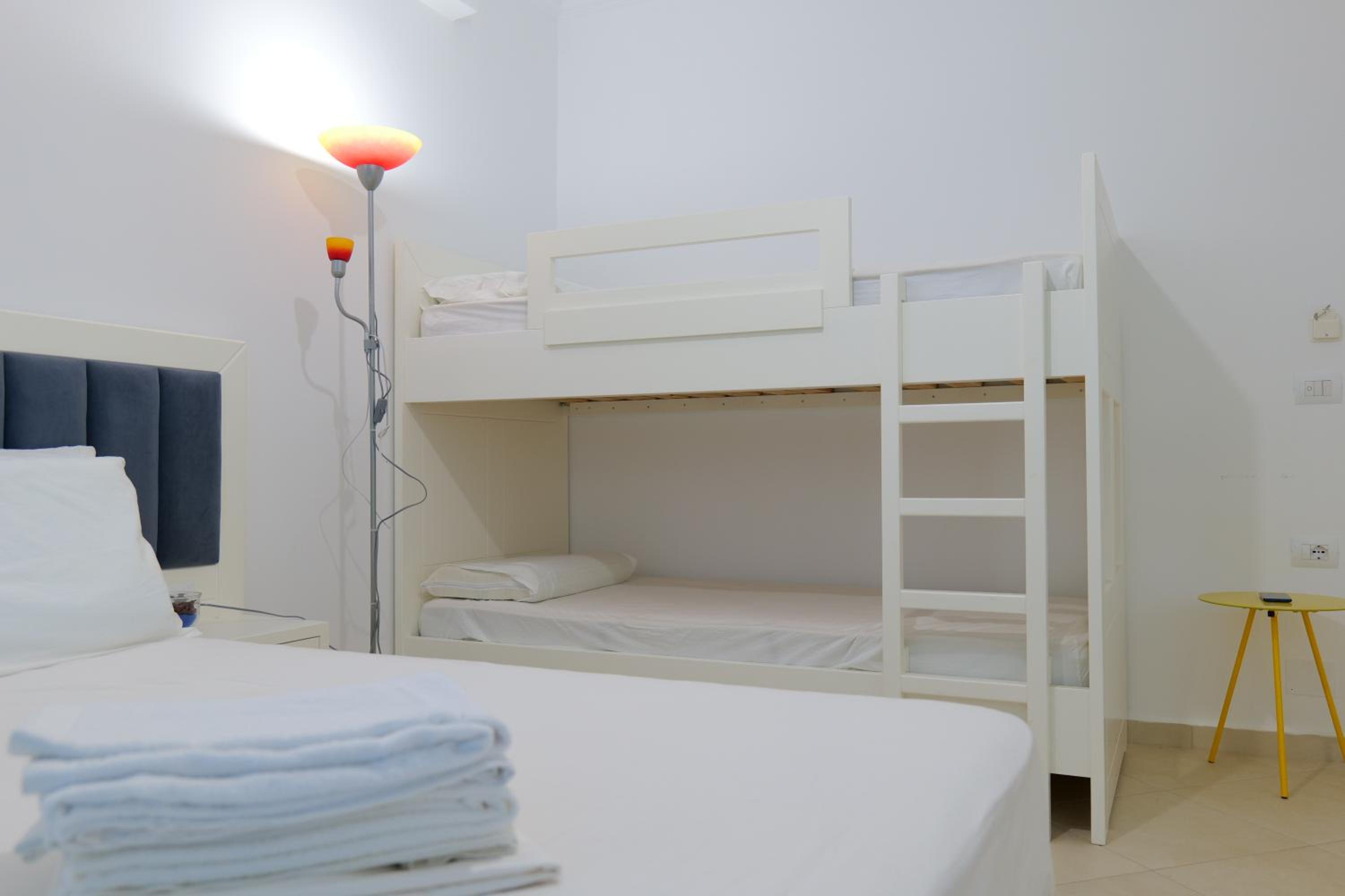 Davide Rooms
