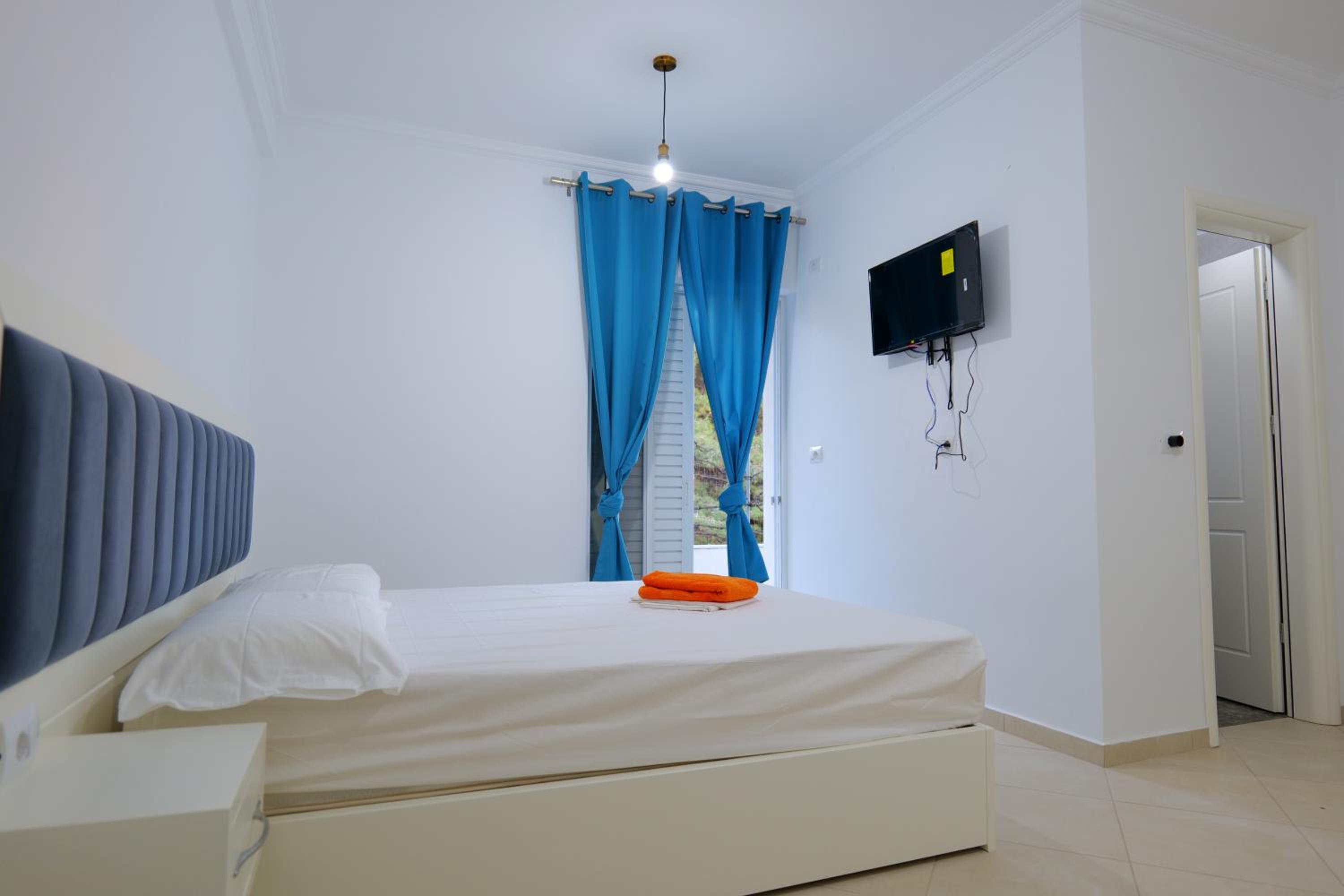 Davide Rooms