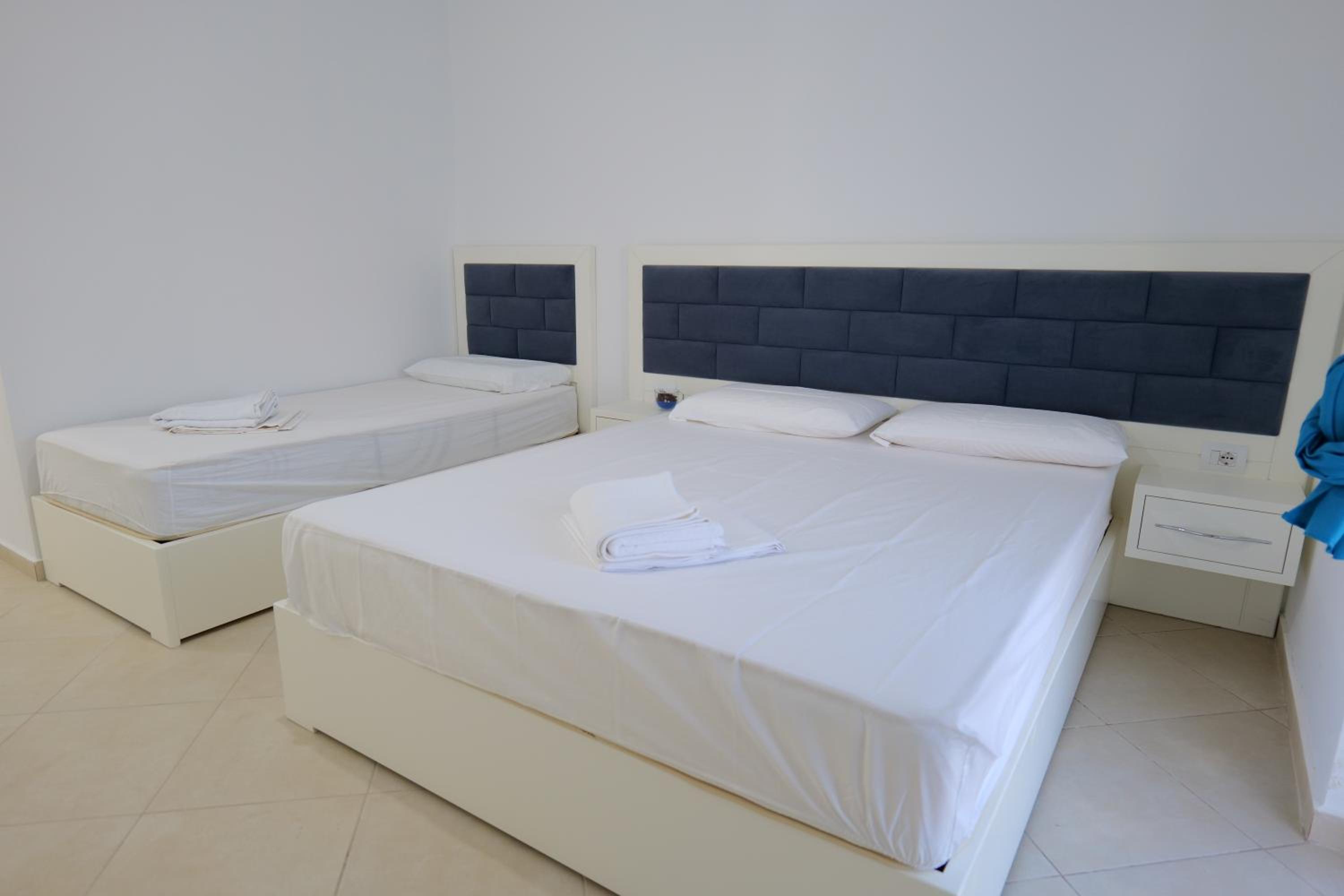 Davide Rooms