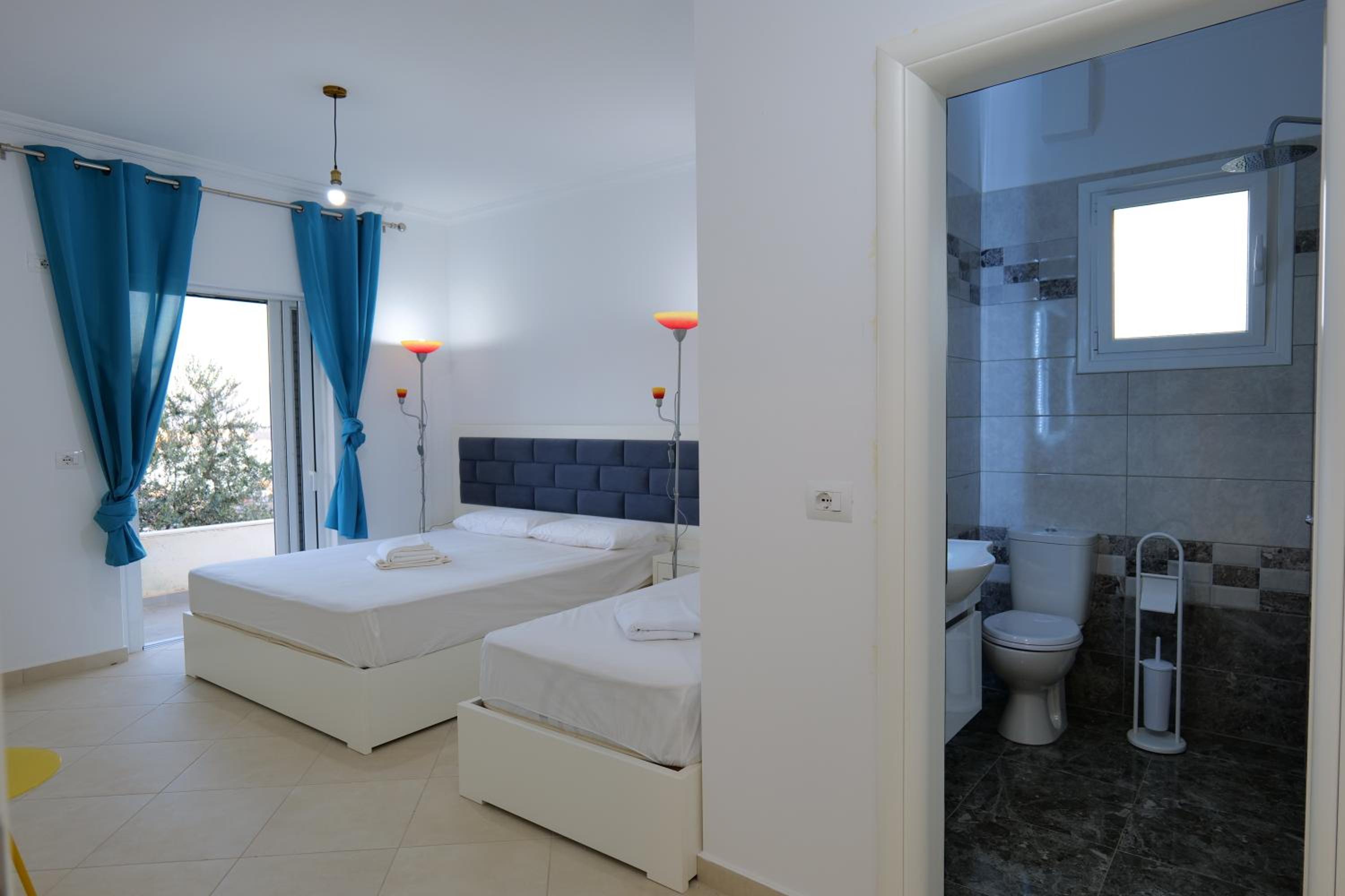 Davide Rooms