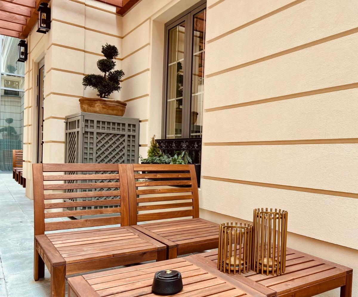 outdoor BBQ area