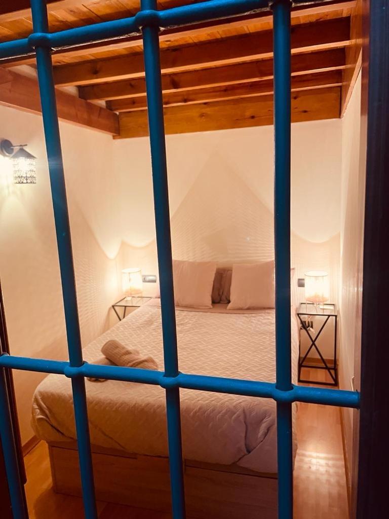 Wonderful Apartment in Malaga Oldtown Calle Carreteria FREE WIFI&AC