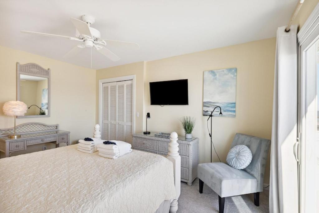 1015 E Arctic Ave Dolphins Folly Oceanfront Home view 5