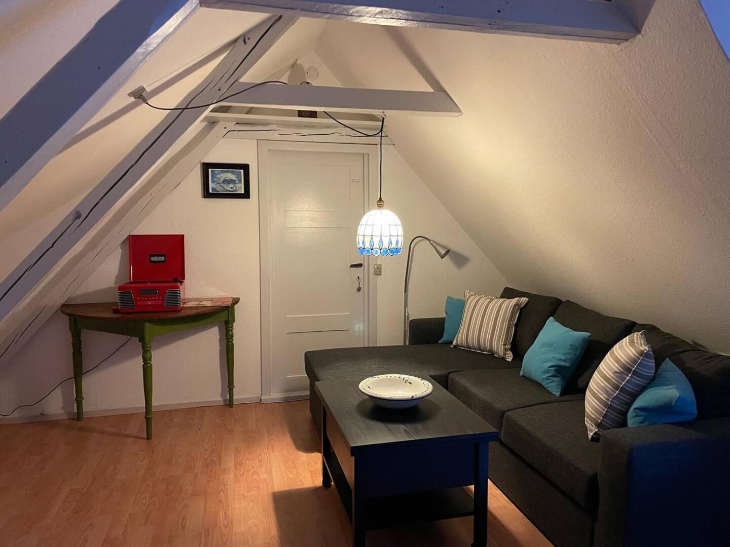 Værelser i historisk hus med sjæl og atmosfære