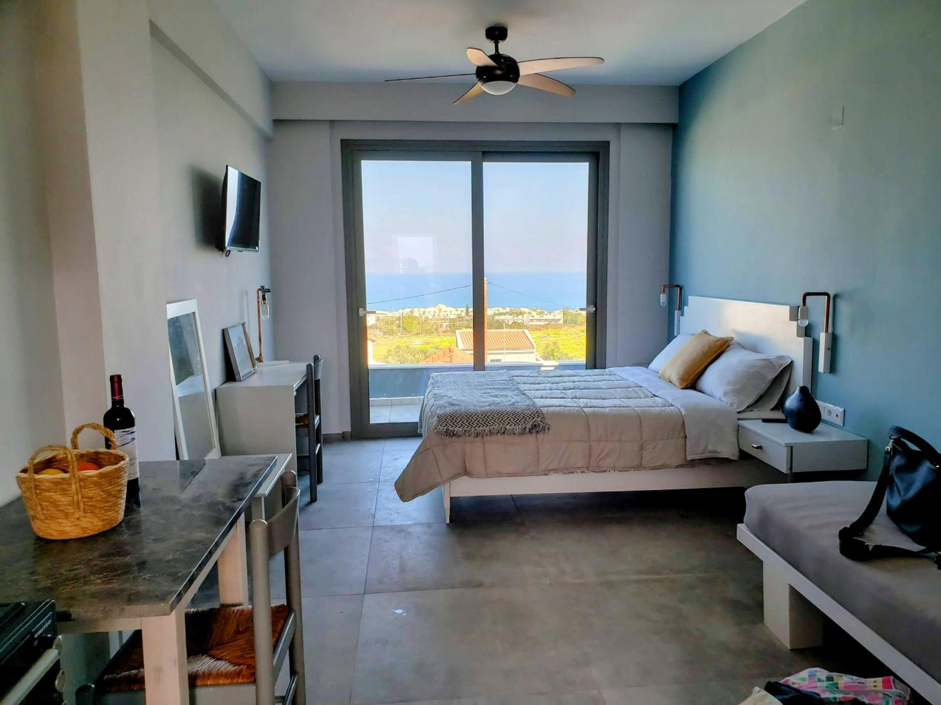 Evalia Apartments