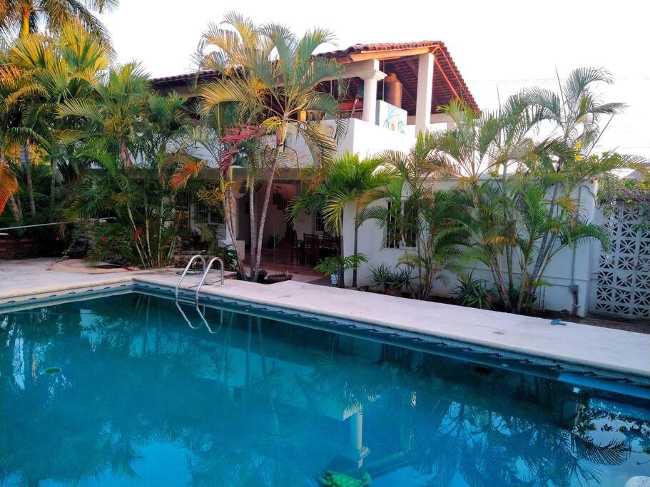 Lush Garden House near beaches with private pool. view 2