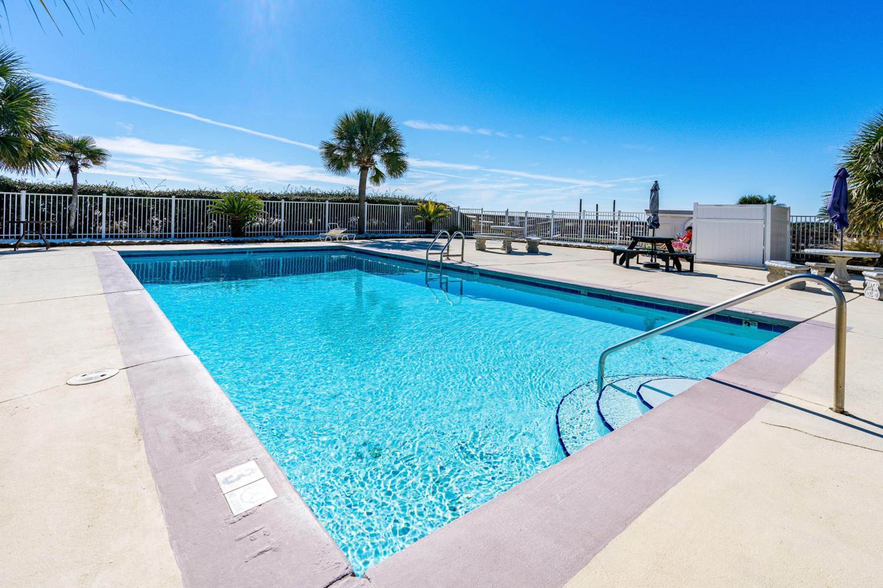 Plantation East 2205