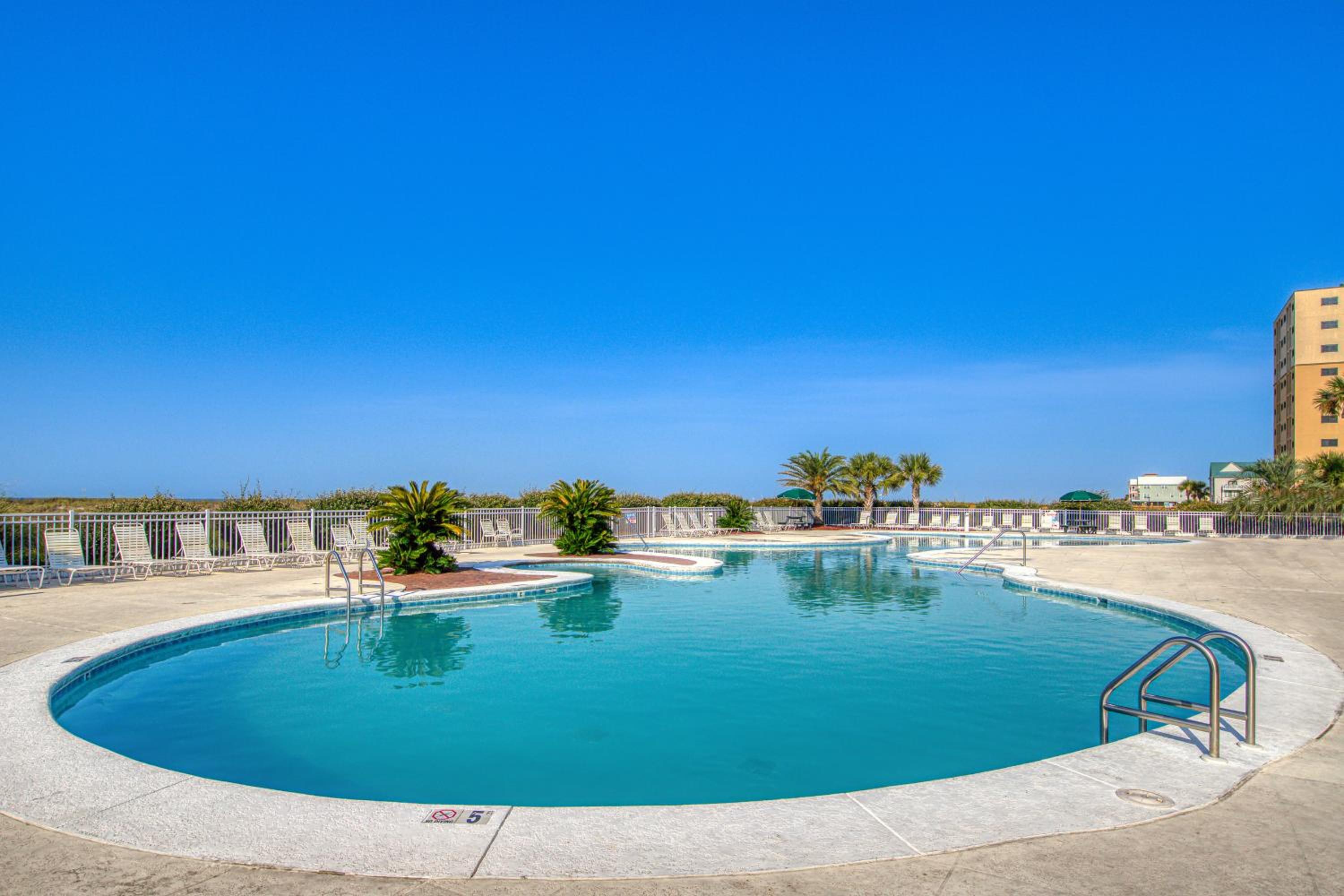 Plantation East 2205