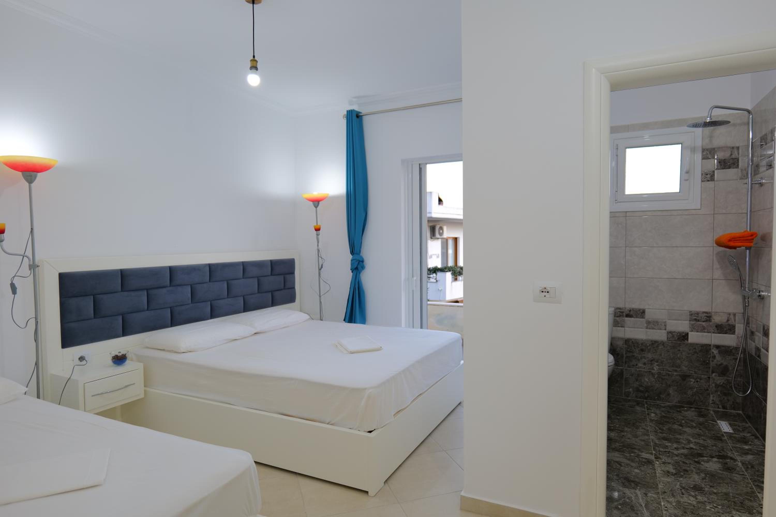 Davide Rooms