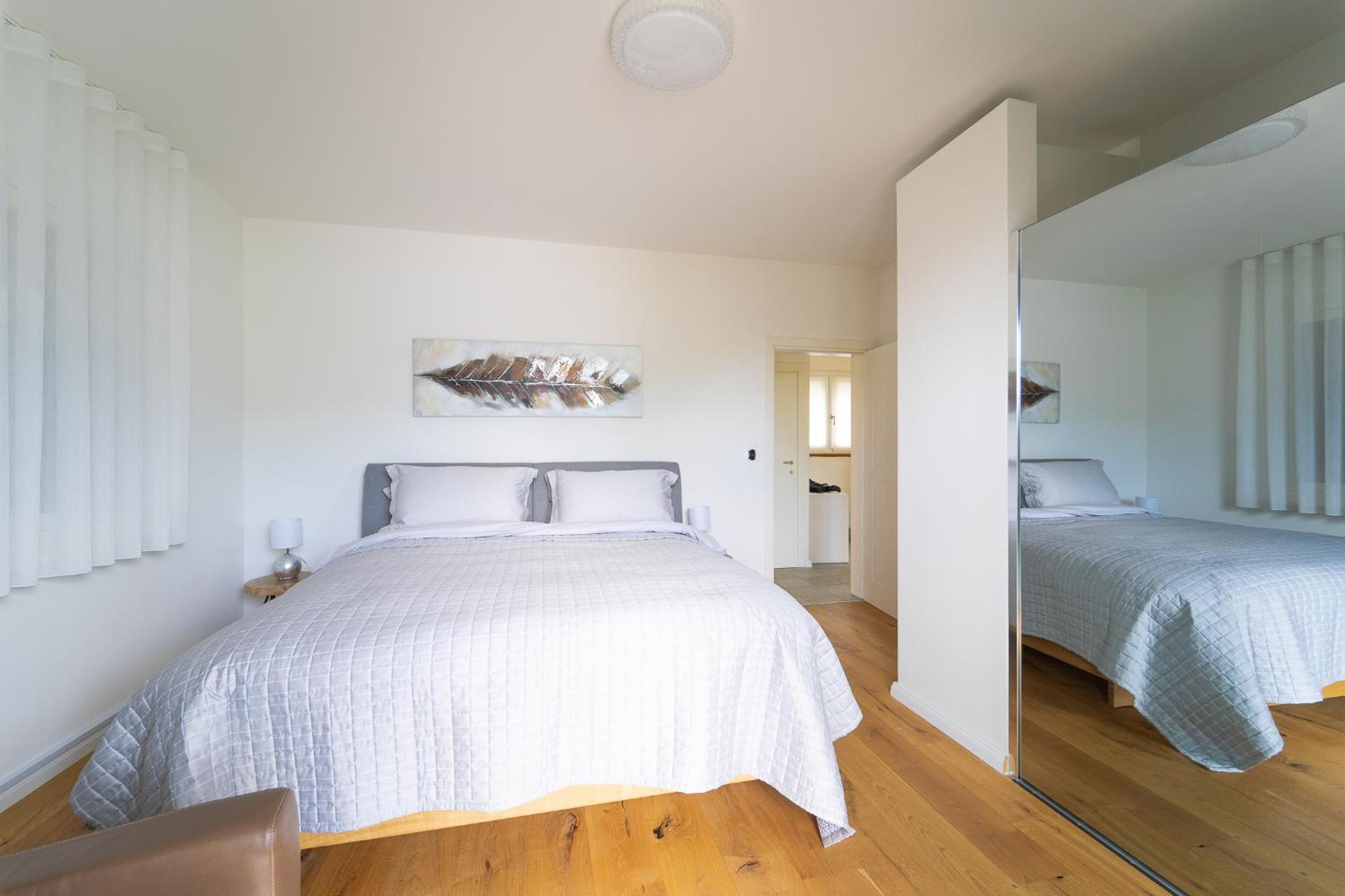 Swiss Blue Residence. Apartment Lake Paradise
