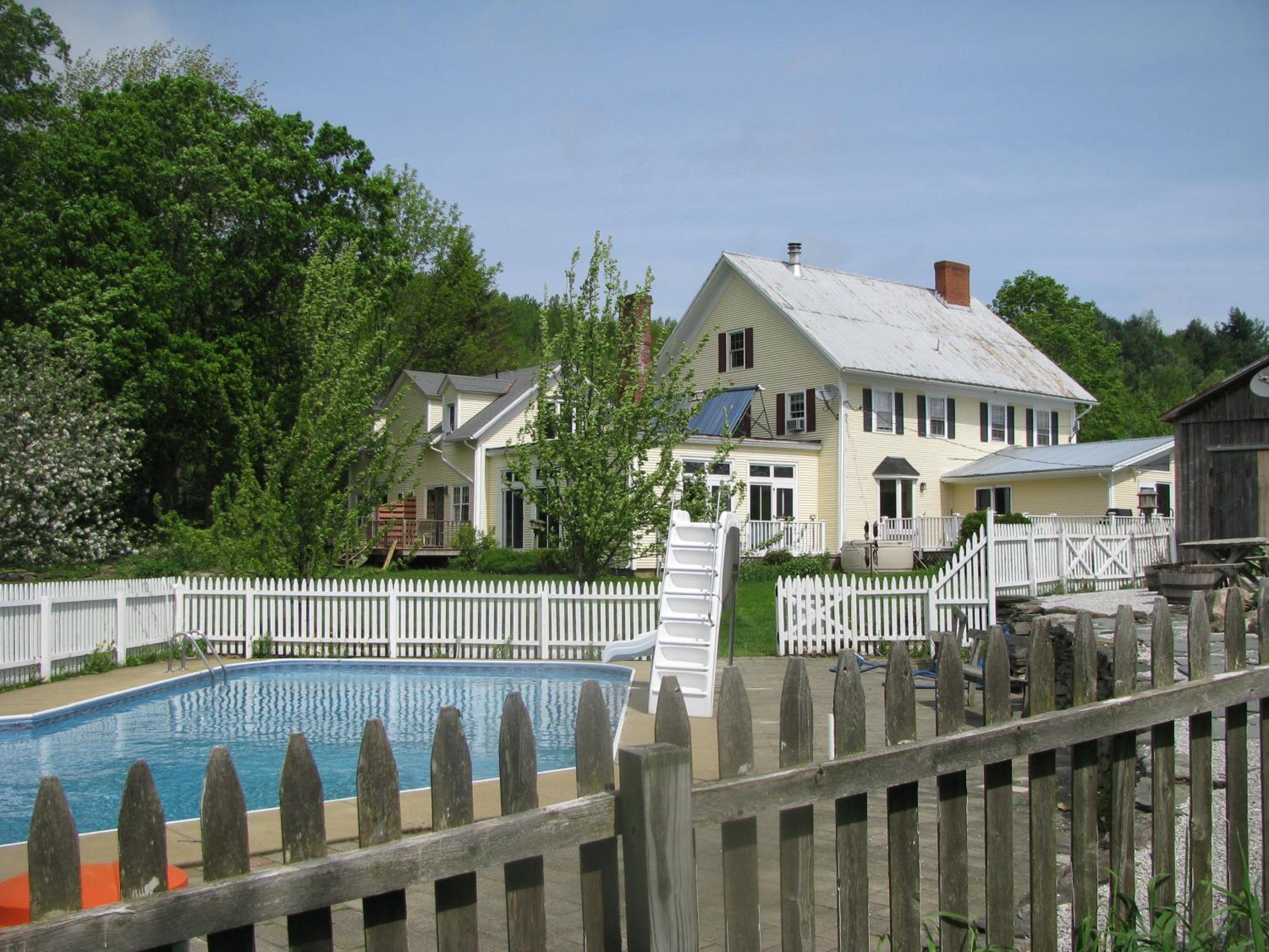Inn at Buck Hollow Farm