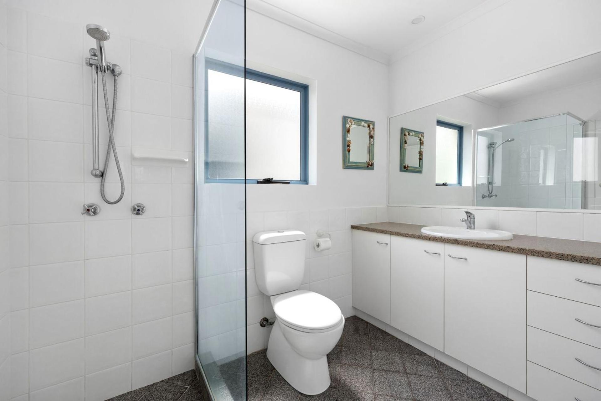 Unit 7 Vista Pacific 12 14 Bryan Street Sunshine Beach
