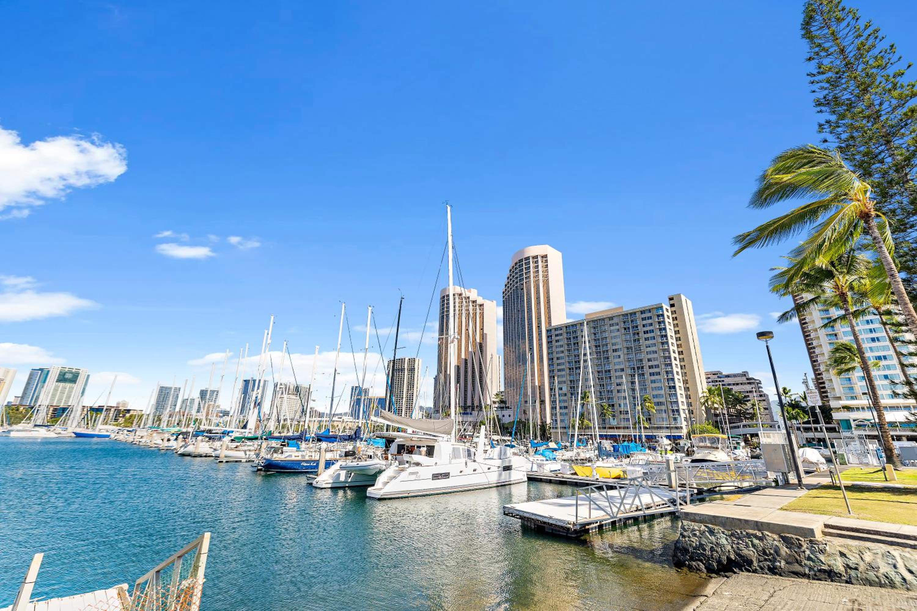 Stunning 1BR Ocean View Condo at Ilikai Marina view 2