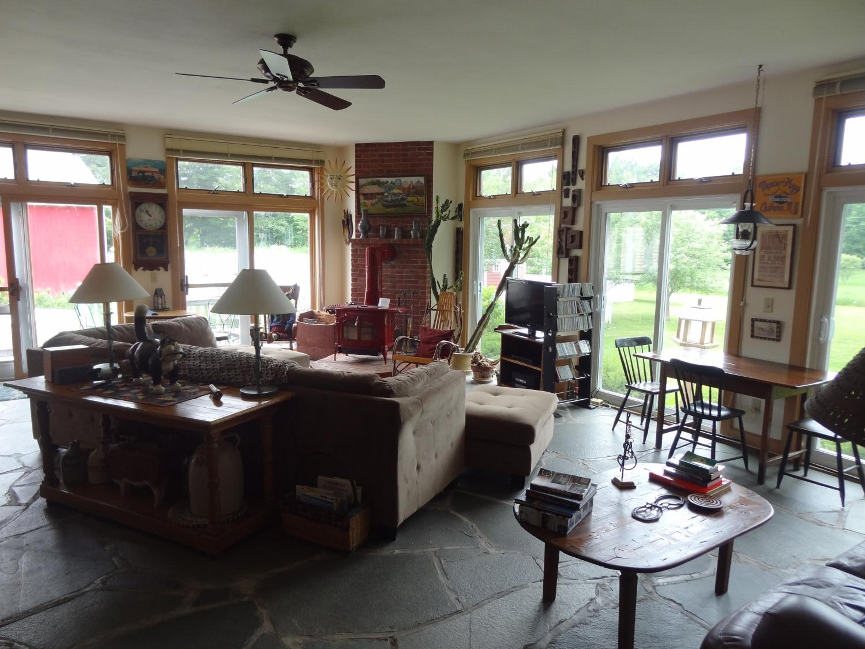 Inn at Buck Hollow Farm