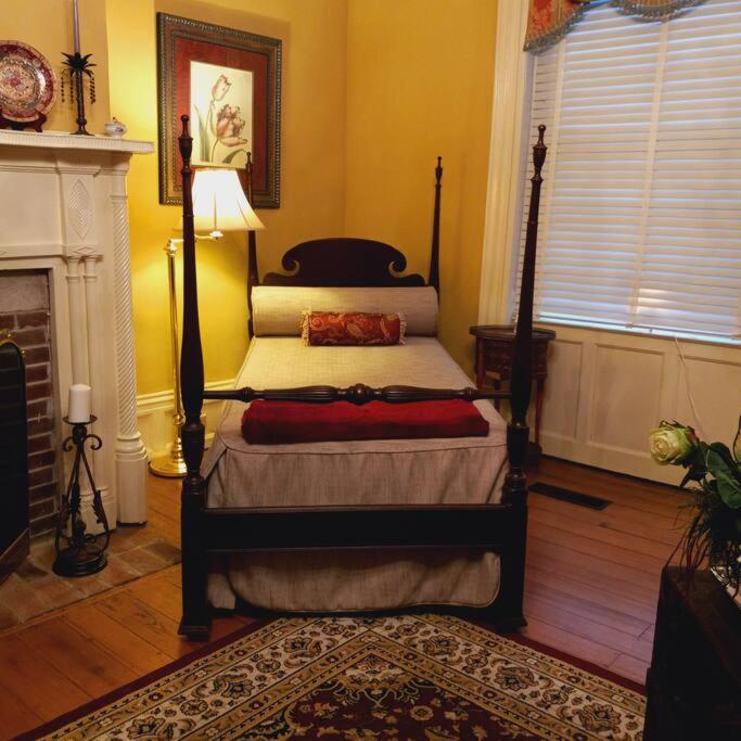 Governor's Corner Bed & Breakfast view 2