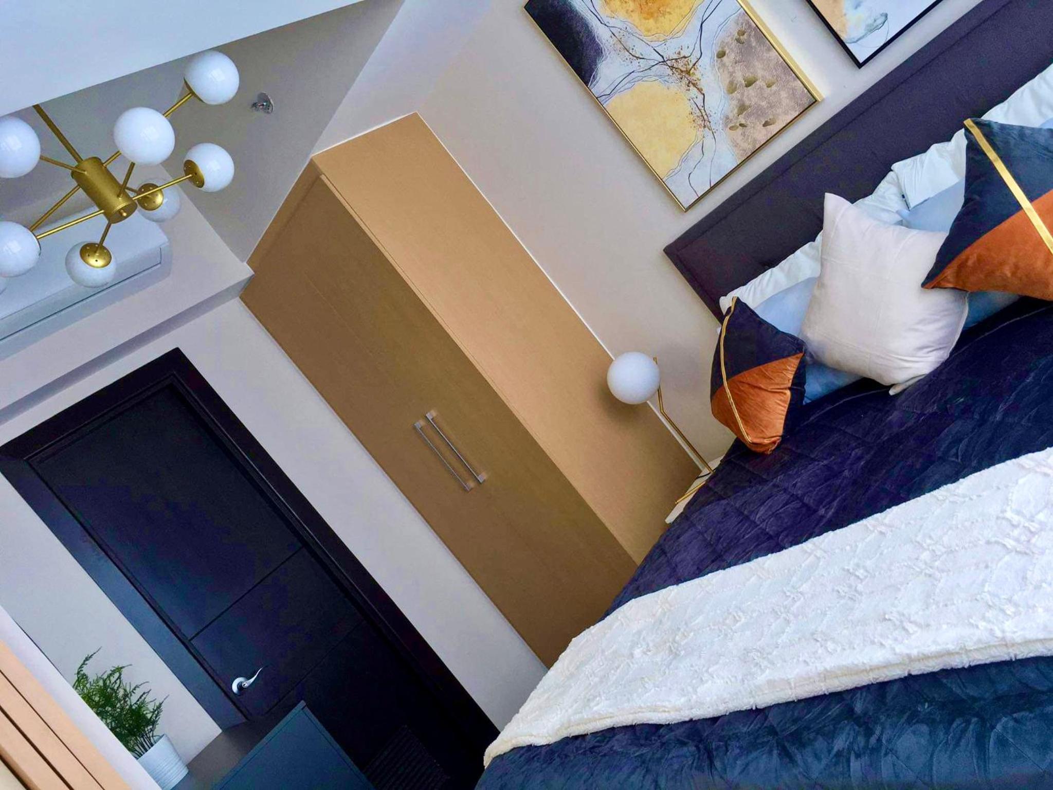 Daniella’s Modern & Cozy Suite in Uptown BGC view 5