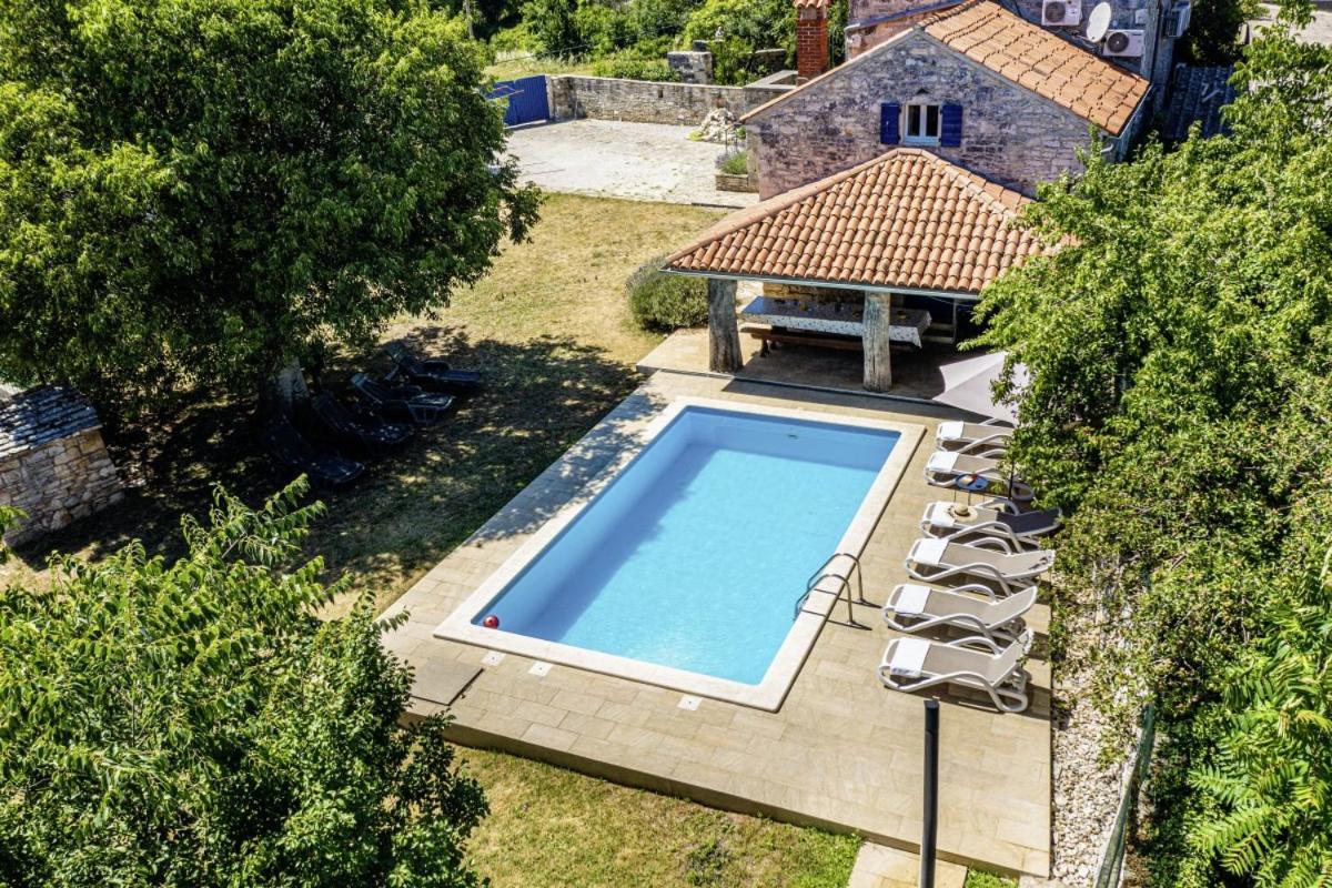 Kutić in Štokovci (Haus für 10-15 Personen) view 4