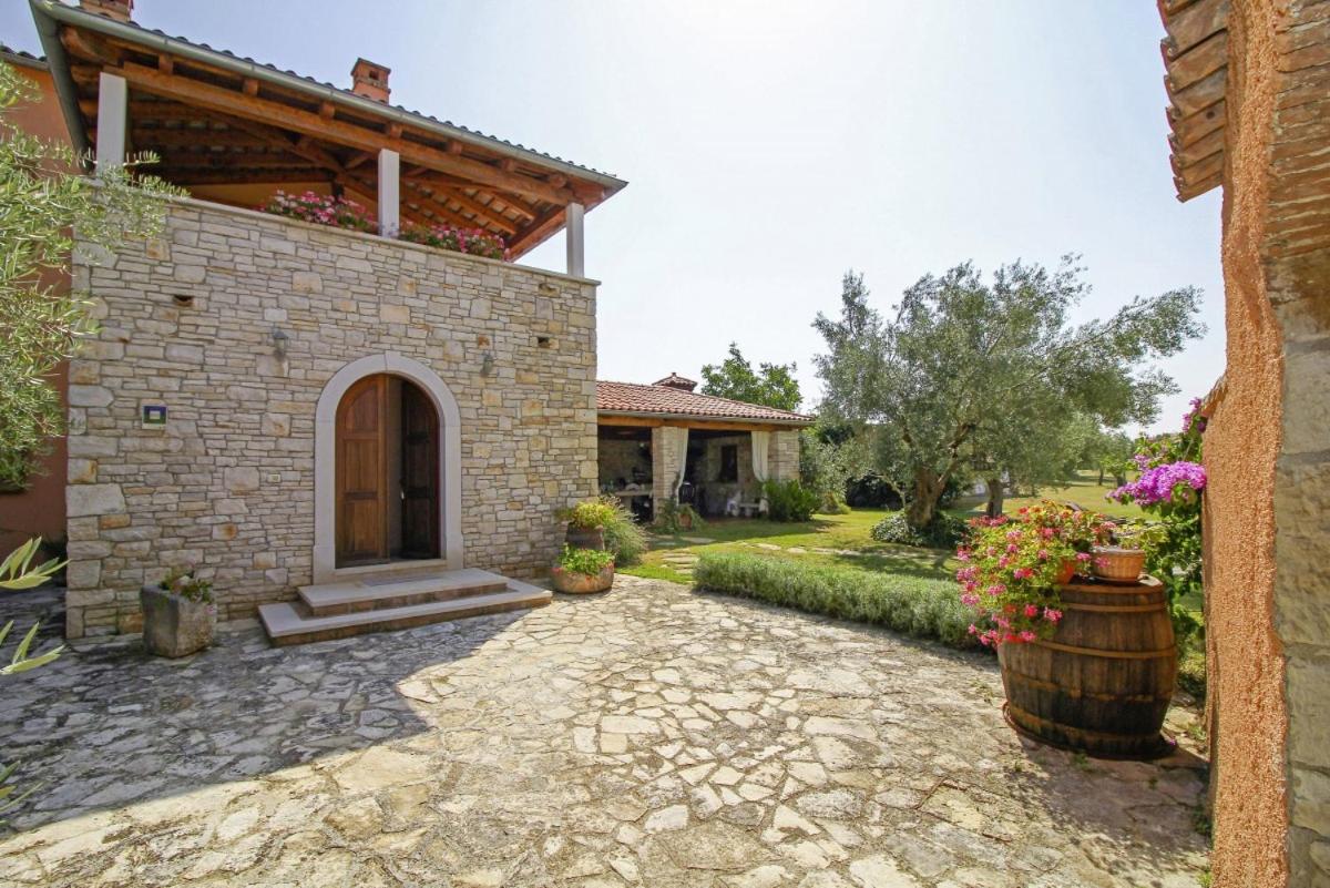 Hotel Šalvela in Šalvela (Haus für 4-6 Personen) - Image 1