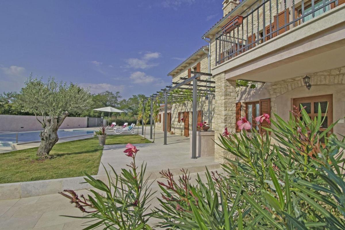 Villa Marija in Pekici (Haus für 8-10 Personen) view 5