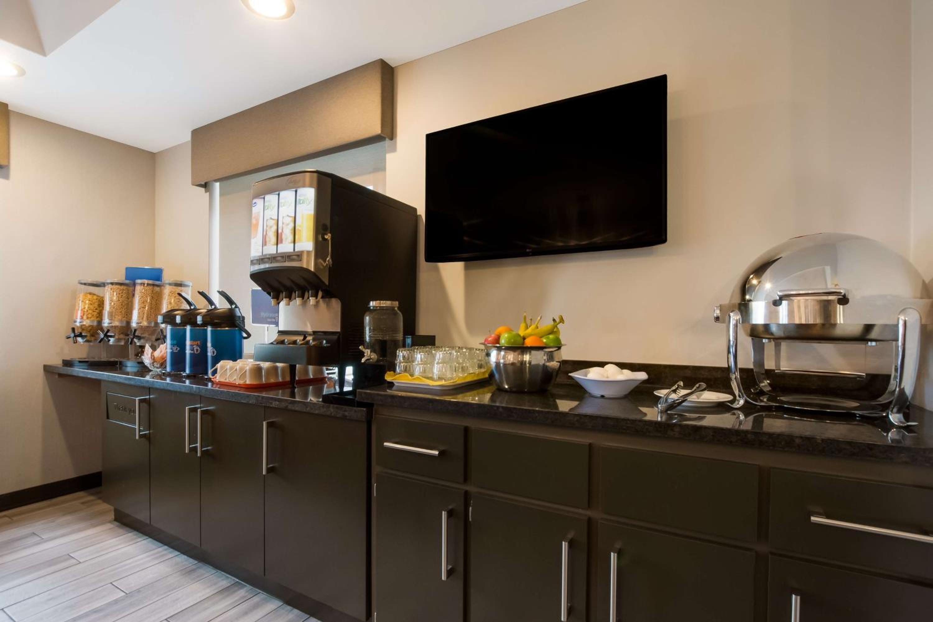 Niagara-on-the-Lake Vacations - Best Western Colonel Butler Inn - Property Image 5