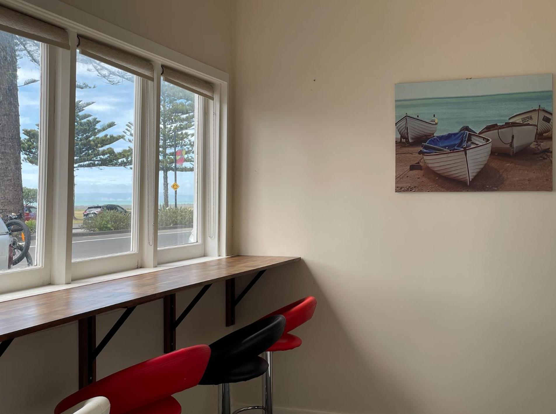 Beach Front Cottage Napier view 5