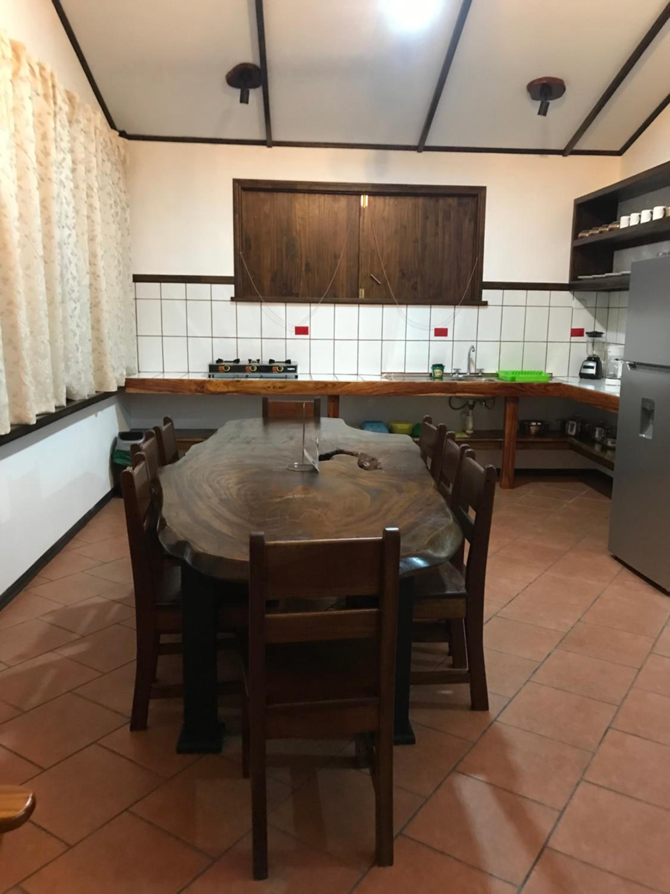FLOR DE PARAISO BUNGALOWS