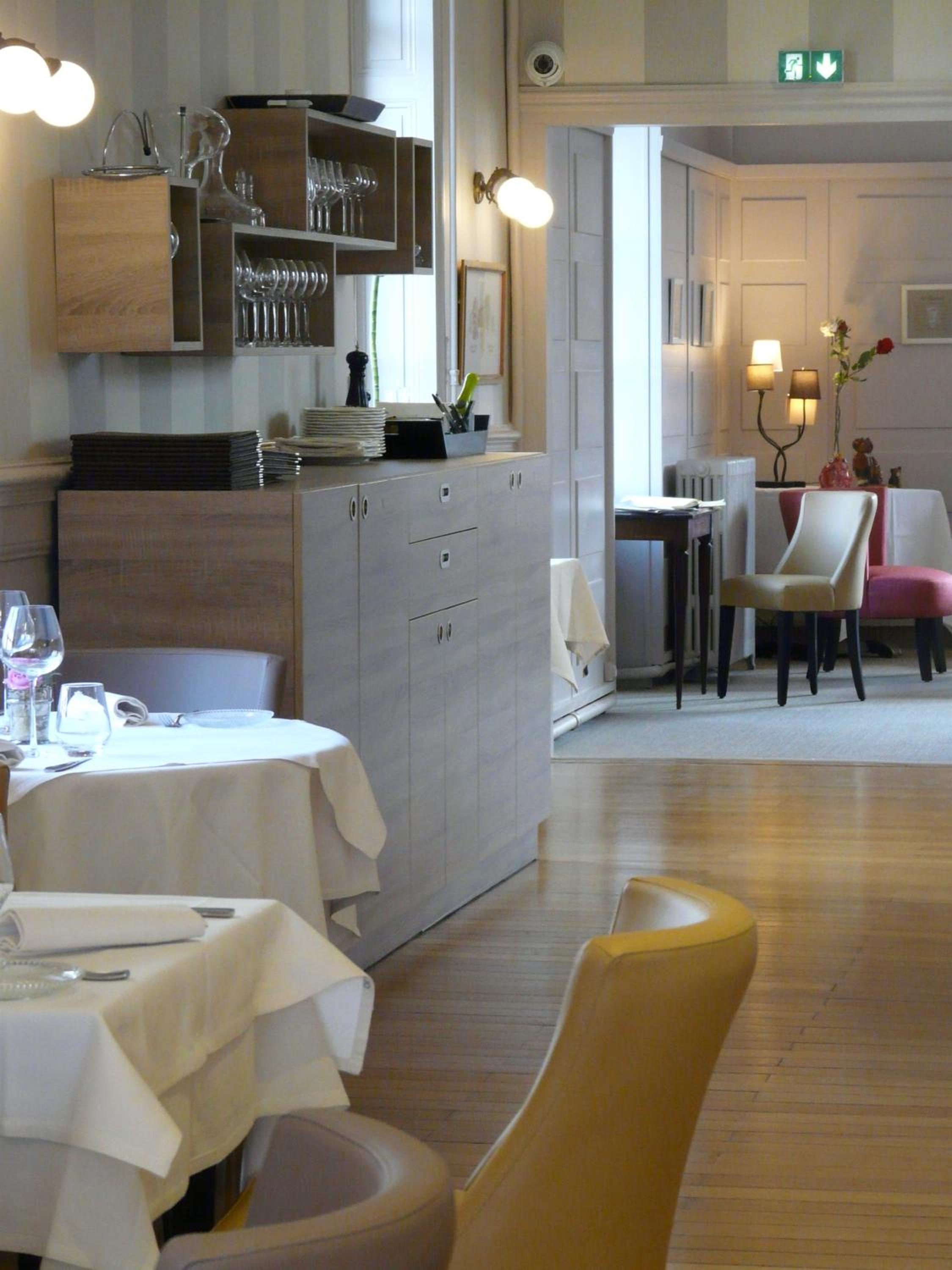 Hostellerie d'Héloïse en Cluny — restaurant