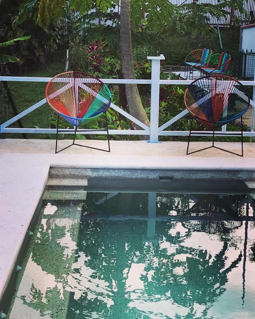 FLOR DE PARAISO BUNGALOWS