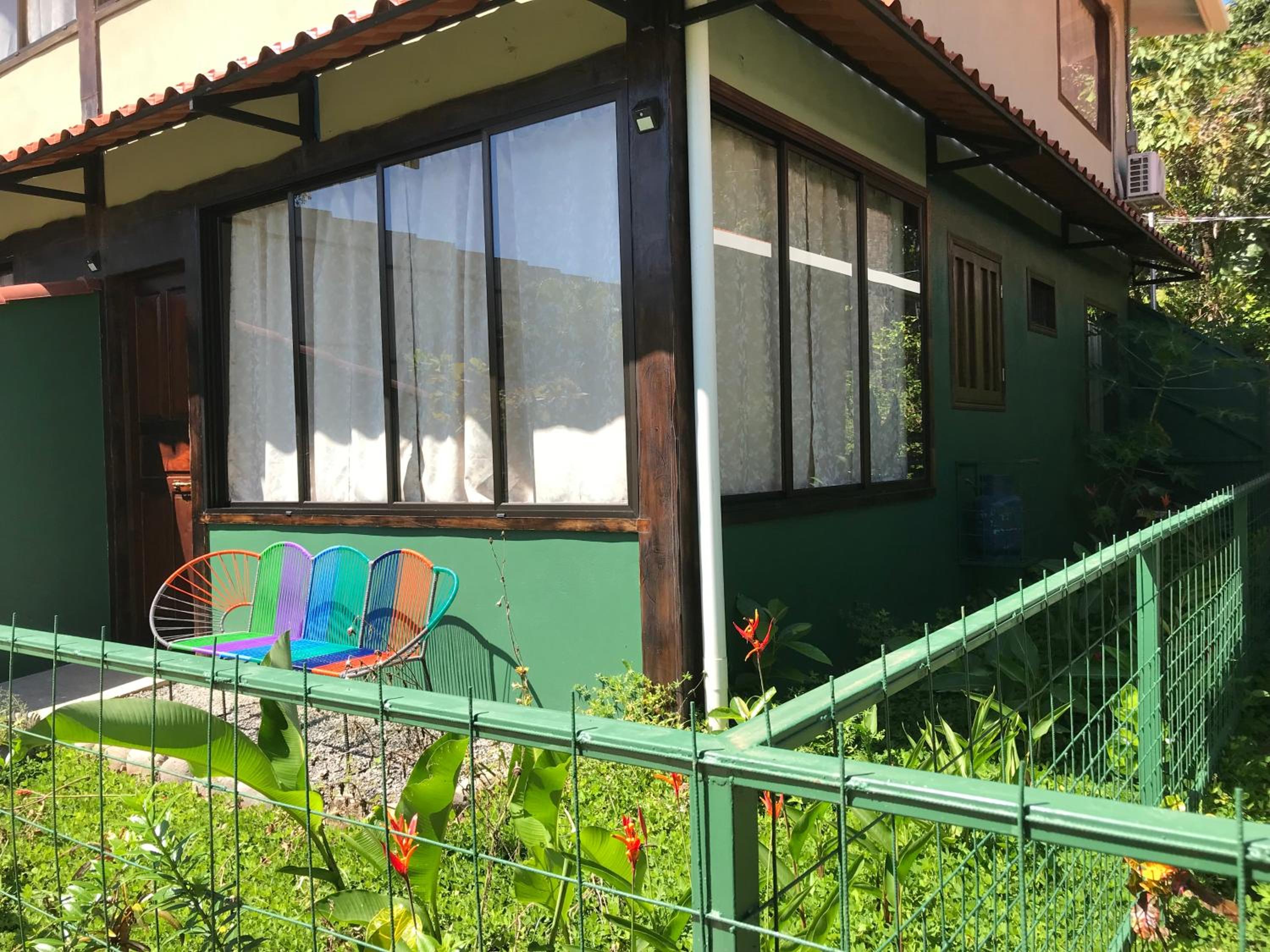 FLOR DE PARAISO BUNGALOWS