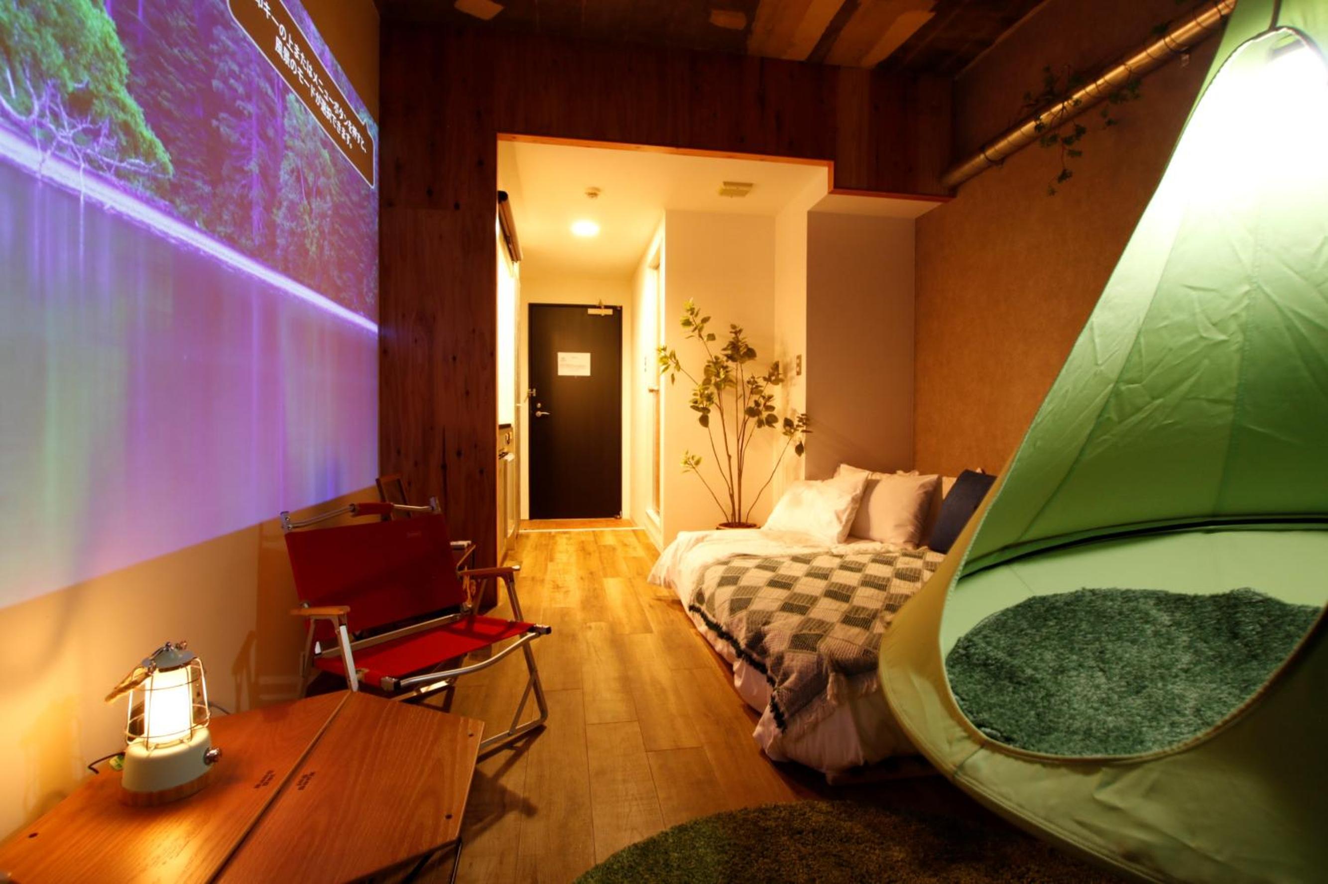 365BASE outdoor hostel