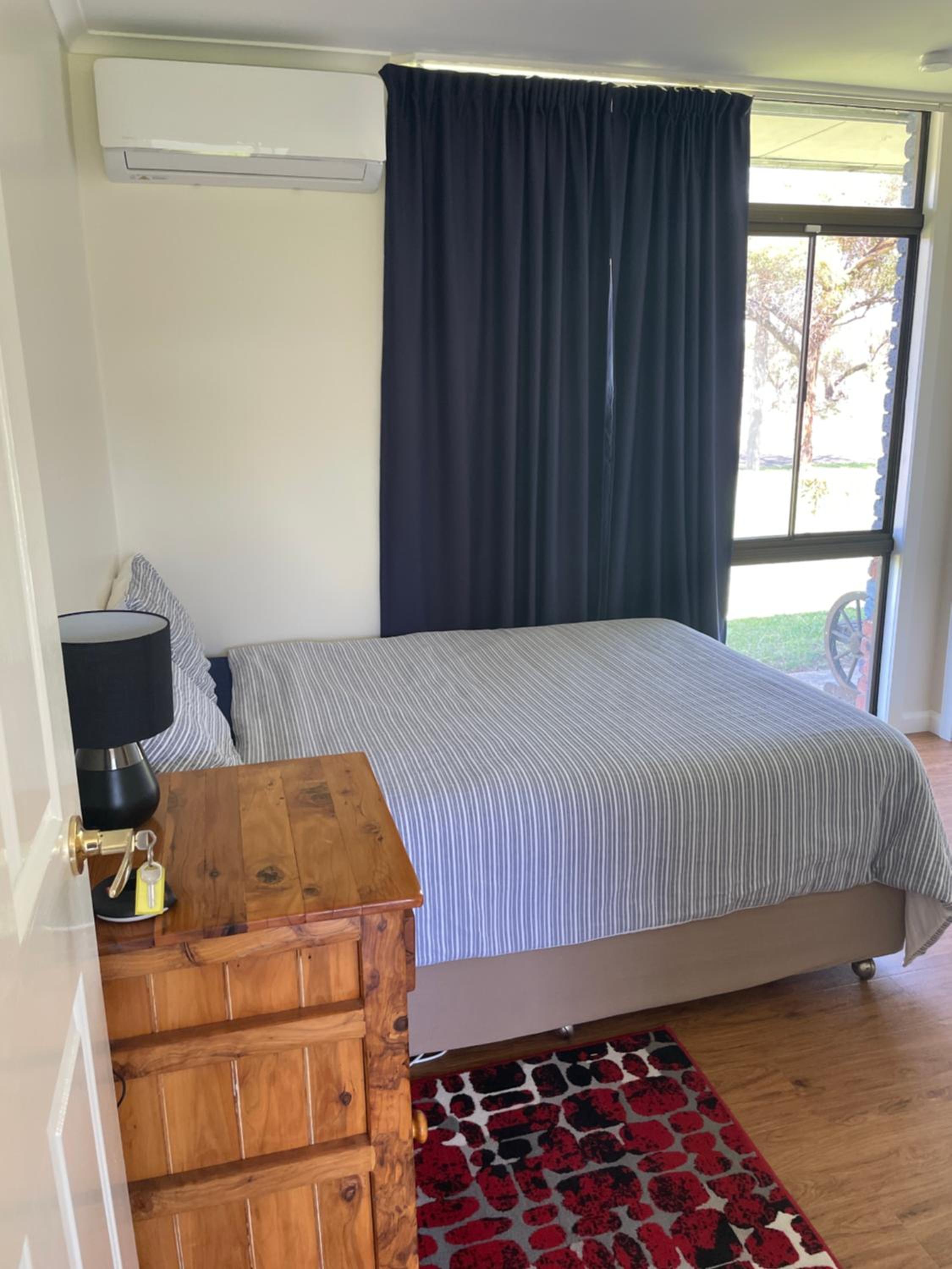 Jerilderie BNB-Pets-2BR House-86