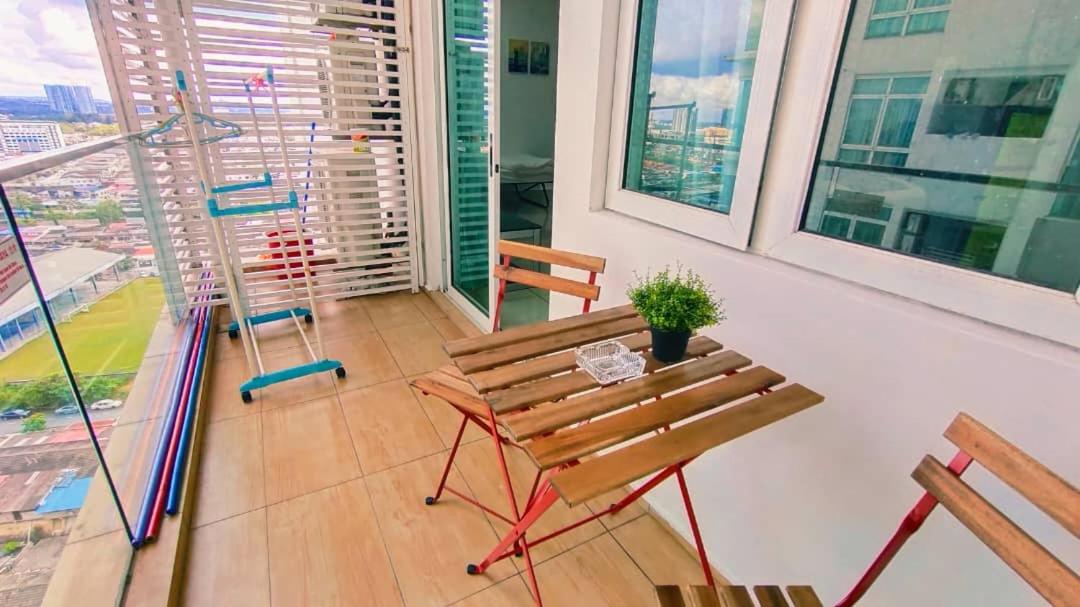 KSL City Mall D'Esplanade Apt 10min to CIQ, near to Legoland