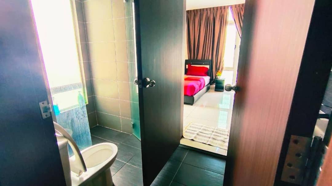 KSL City Mall D'Esplanade Apt 10min to CIQ, near to Legoland
