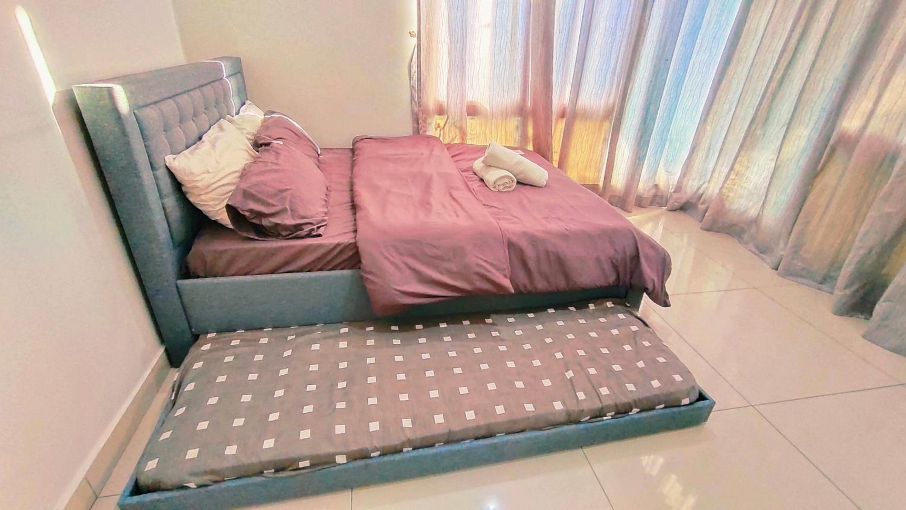 KSL City Mall D'Esplanade Apt 10min to CIQ, near to Legoland