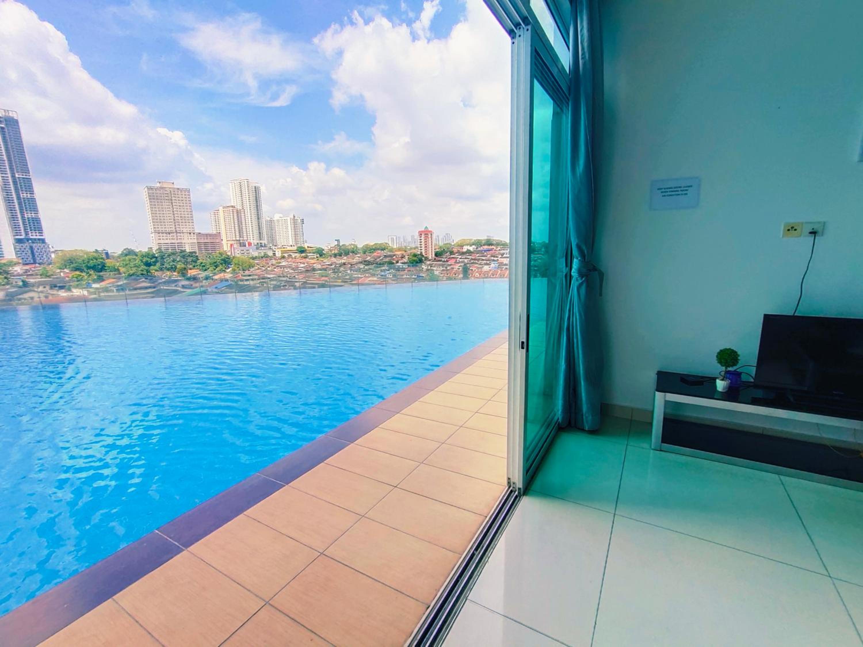 KSL City Mall D'Esplanade Apt 10min to CIQ, near to Legoland