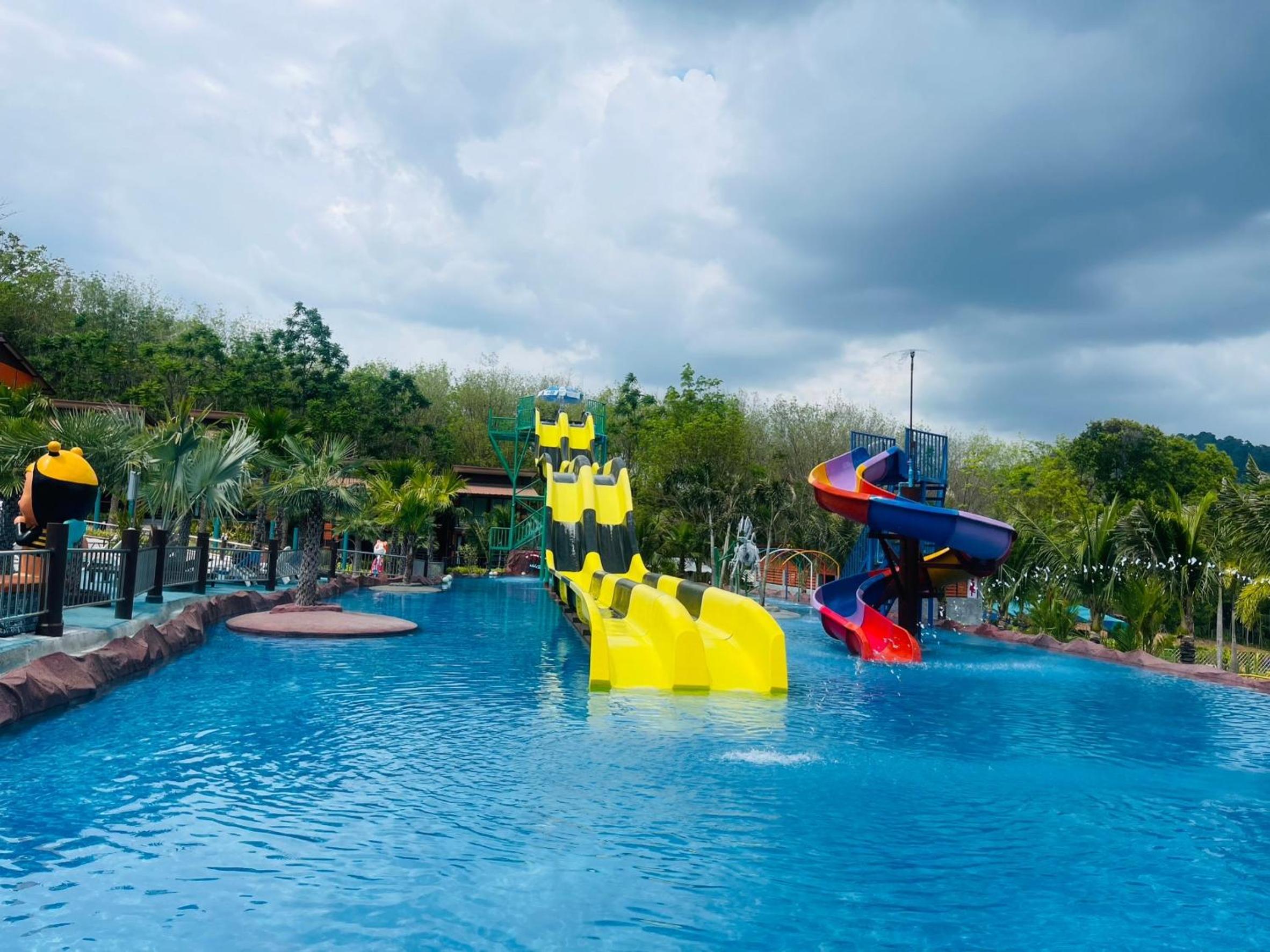 Chomview Resort