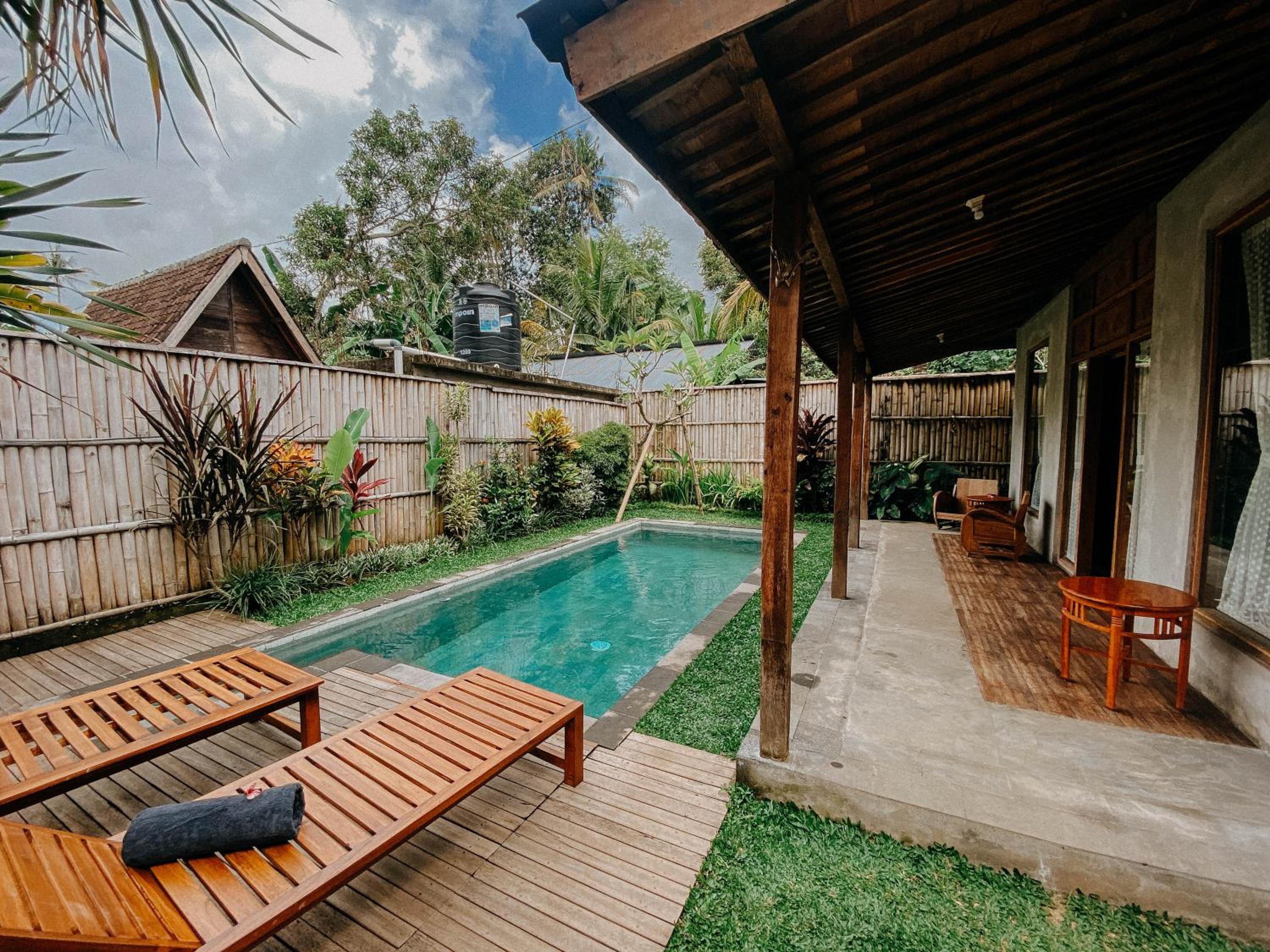 Sarini Villas view 5