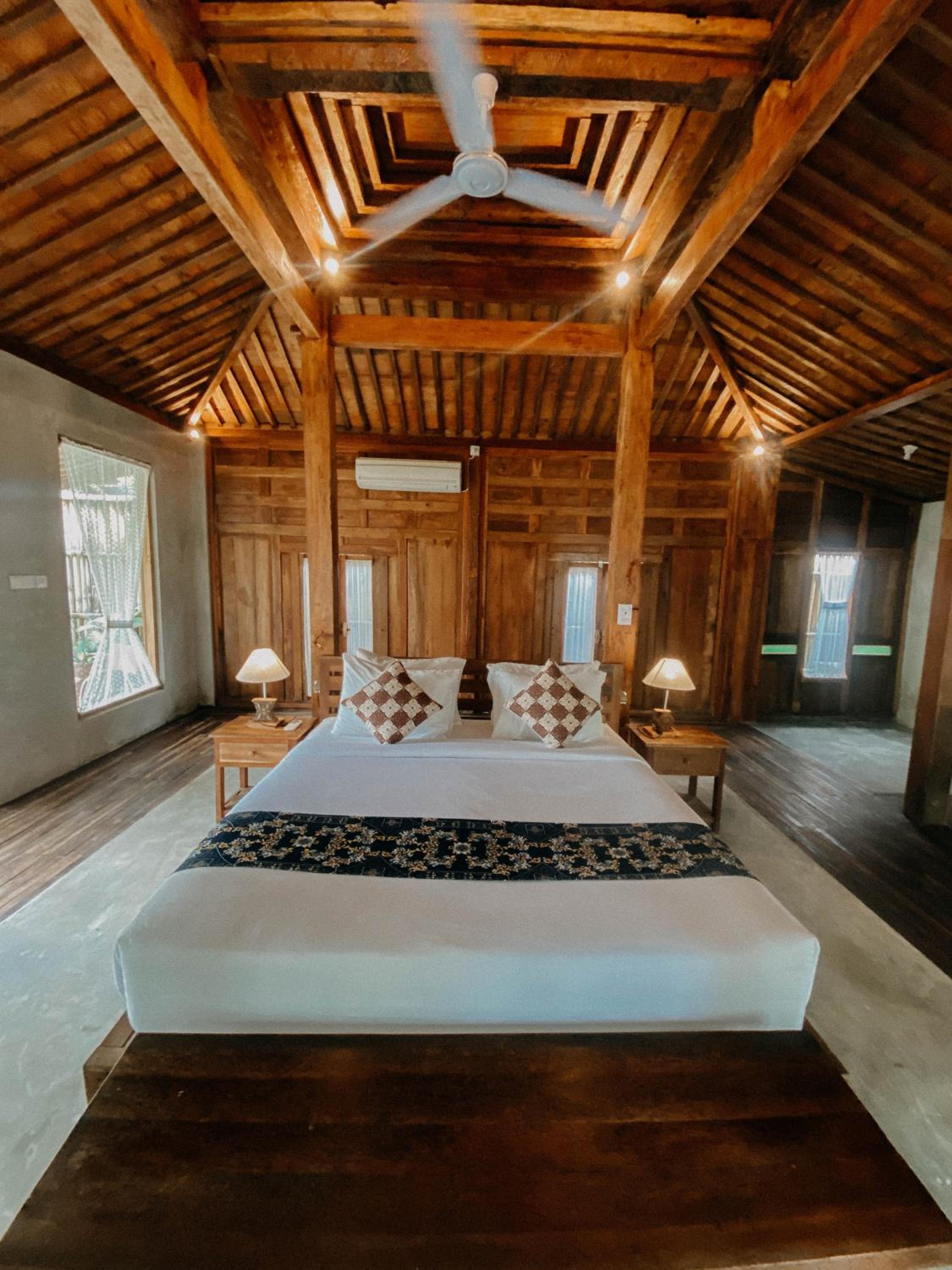 Sarini Villas view 4