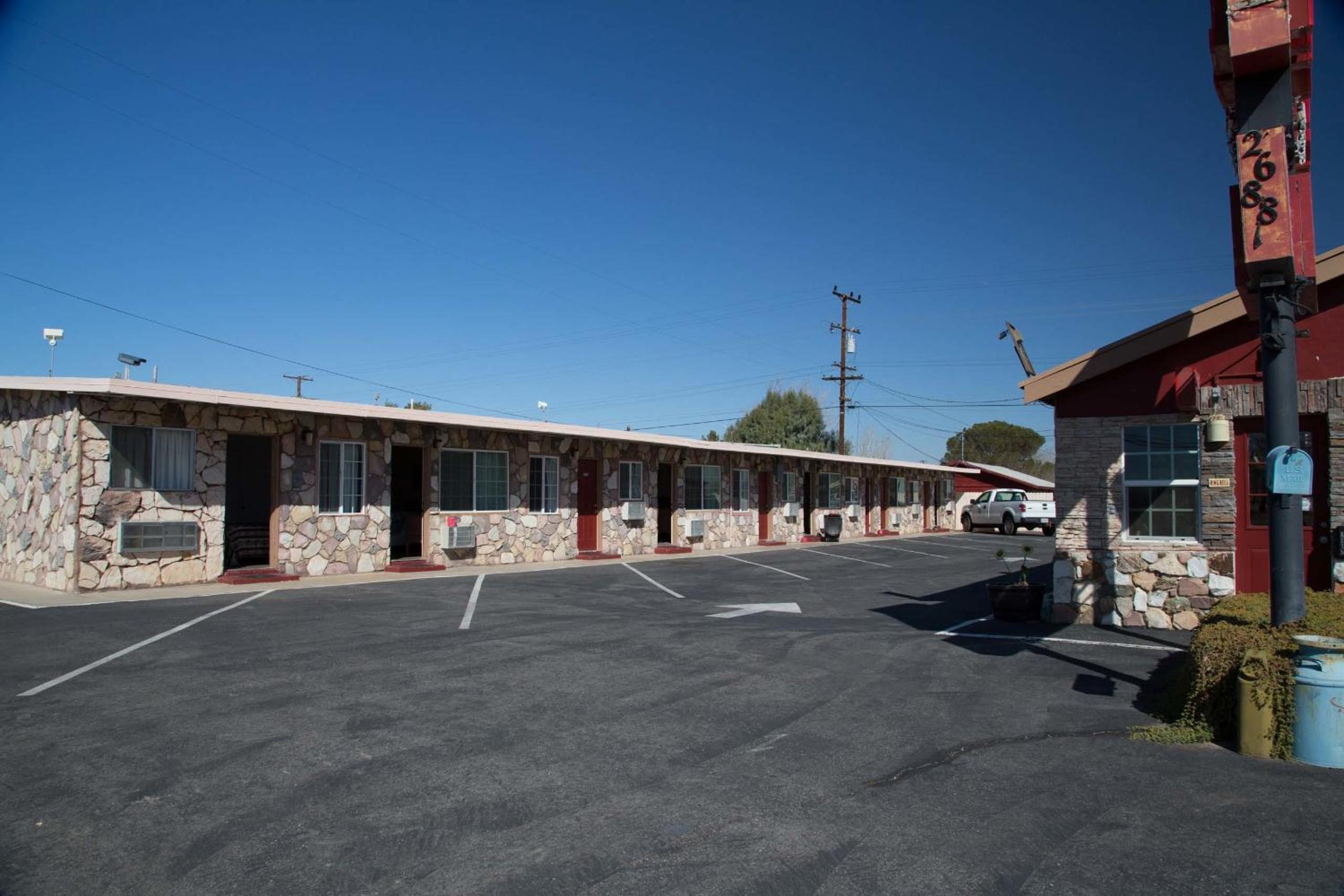 Boron Motel