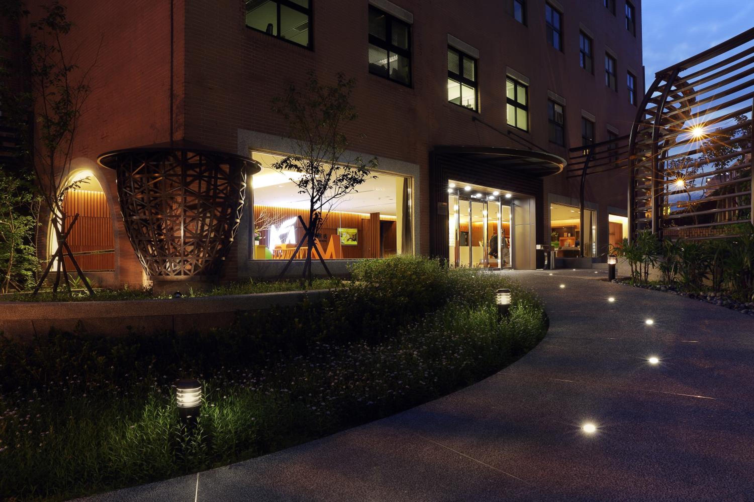 Mellow Fields Hotel