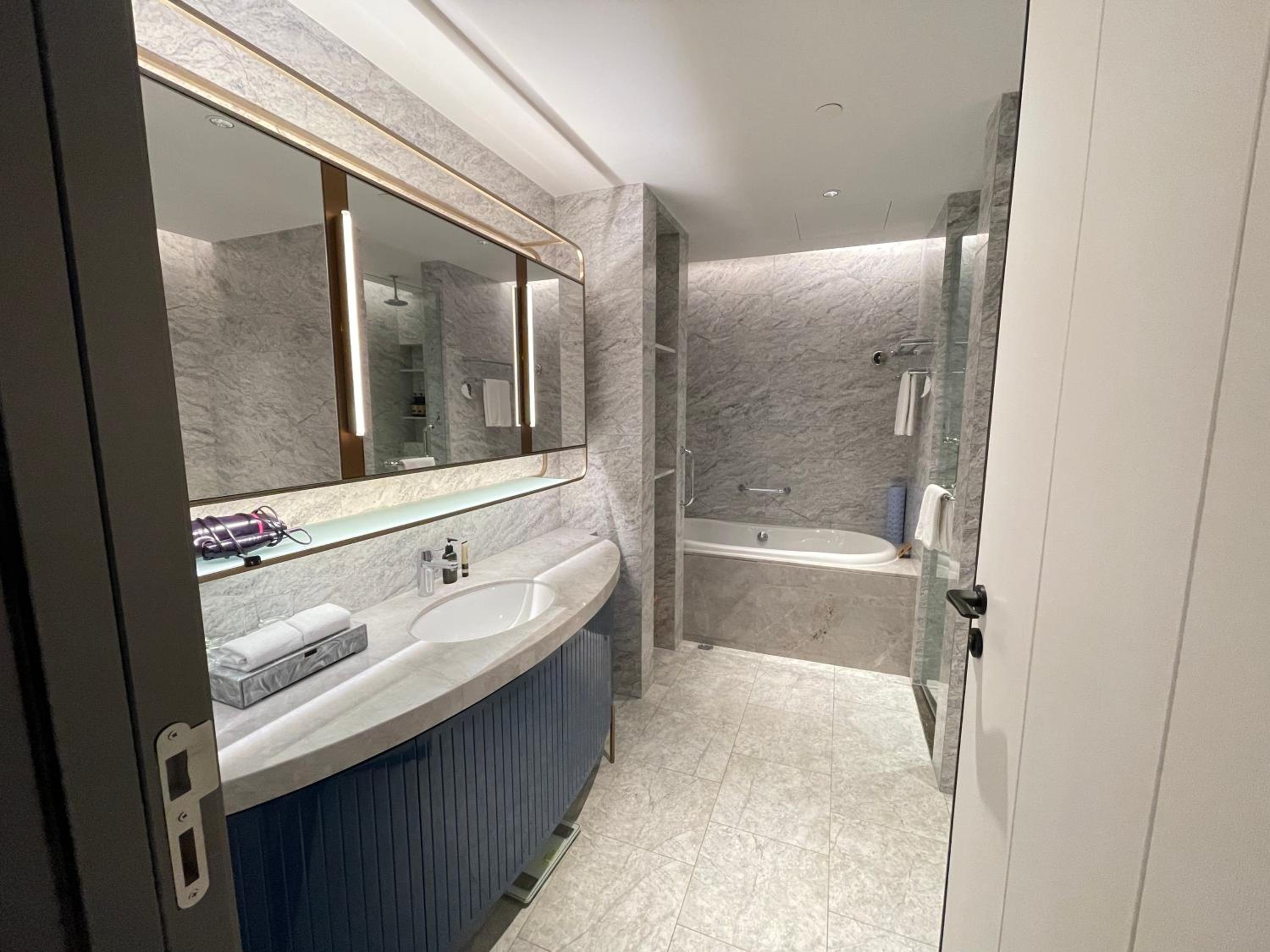 Ascott Raffles City Chongqing 63