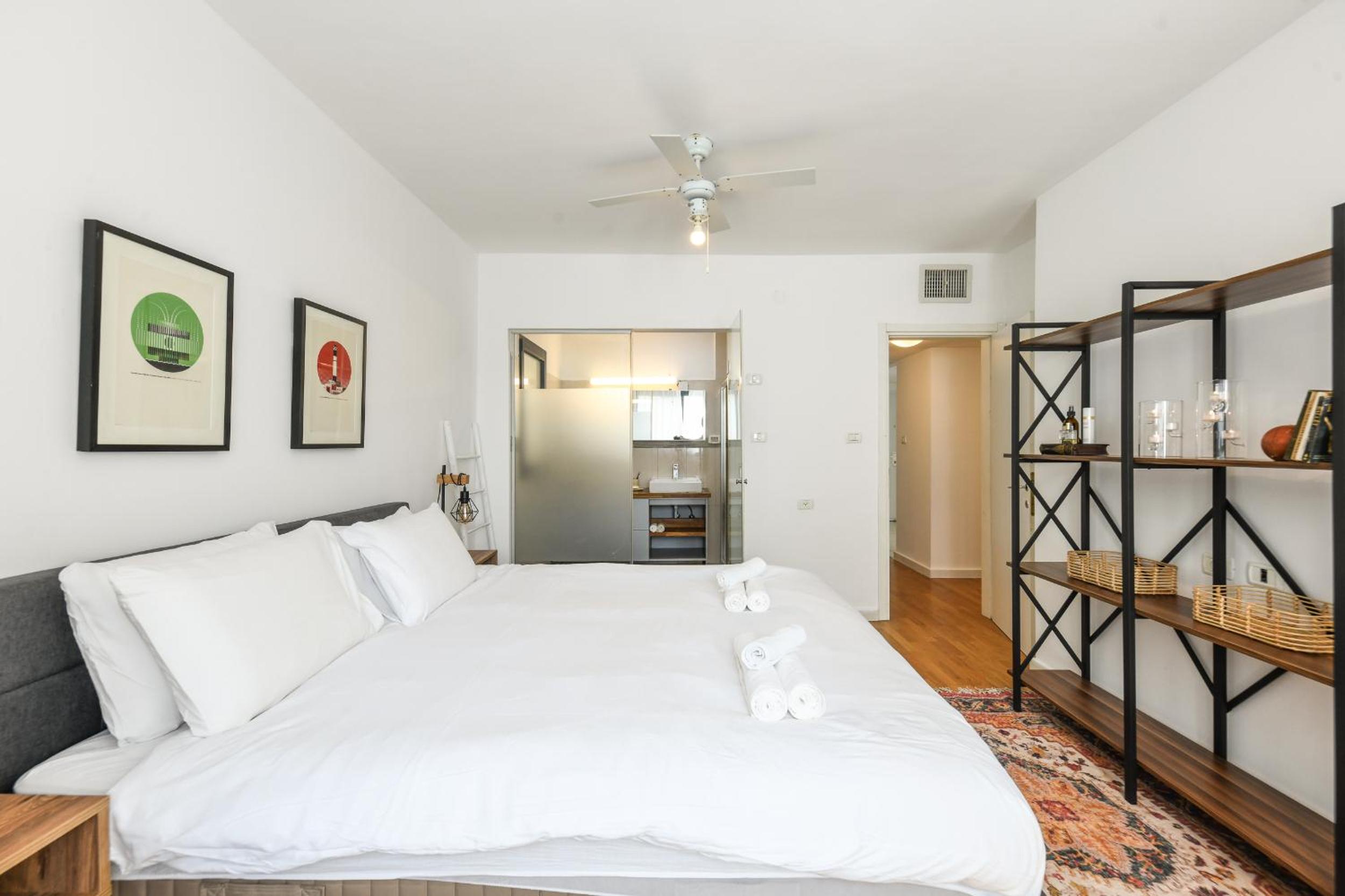 Chic 3BR Apt w Balcony & Parking by Tel Aviv Port by Sea N' Rent view 4