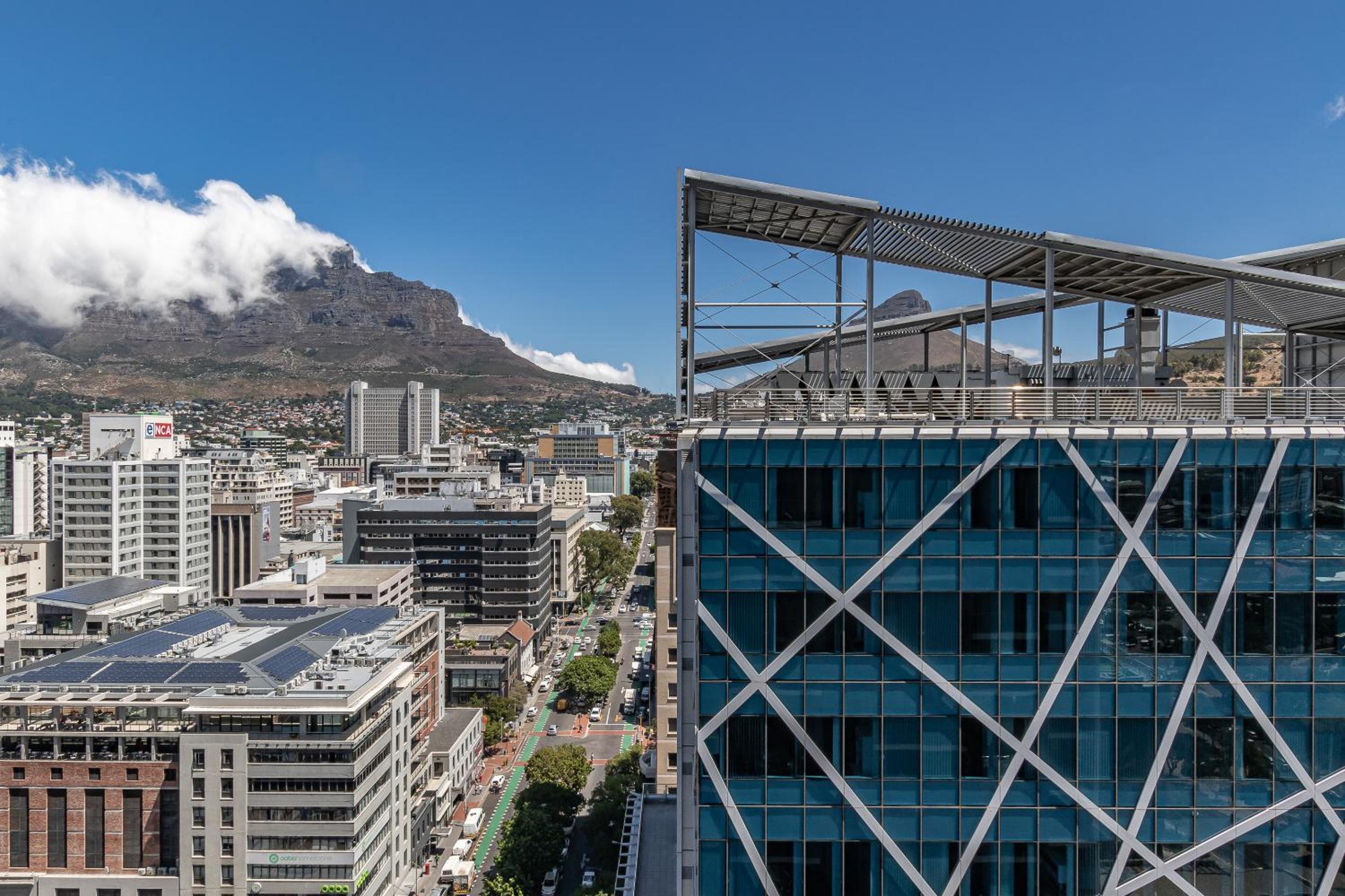 Beautiful Family Apartment with amazing views @ 16 on Bree view 5