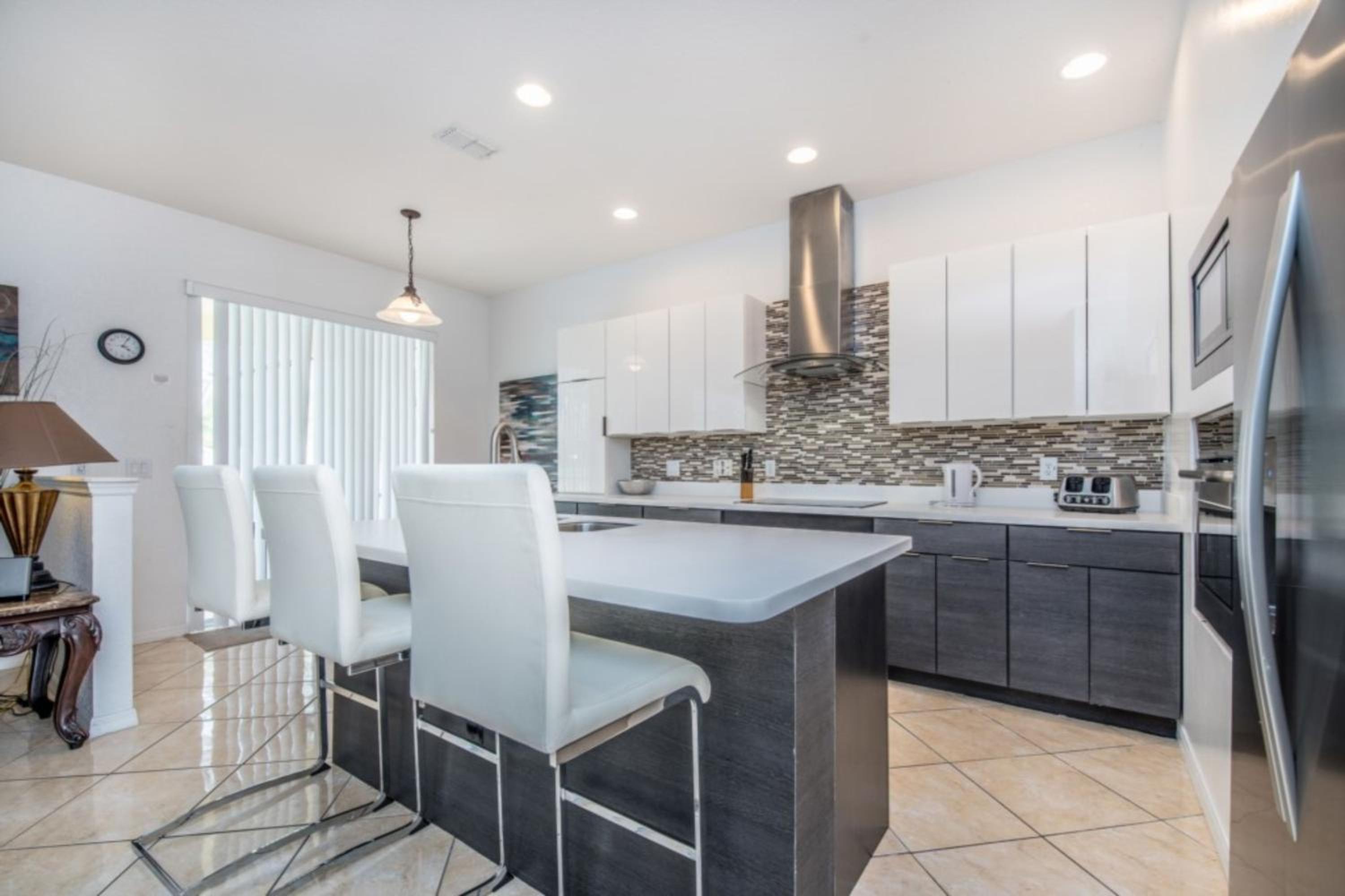 Highlands Reserve - 6 Bed 4 Baths VILLA view 2