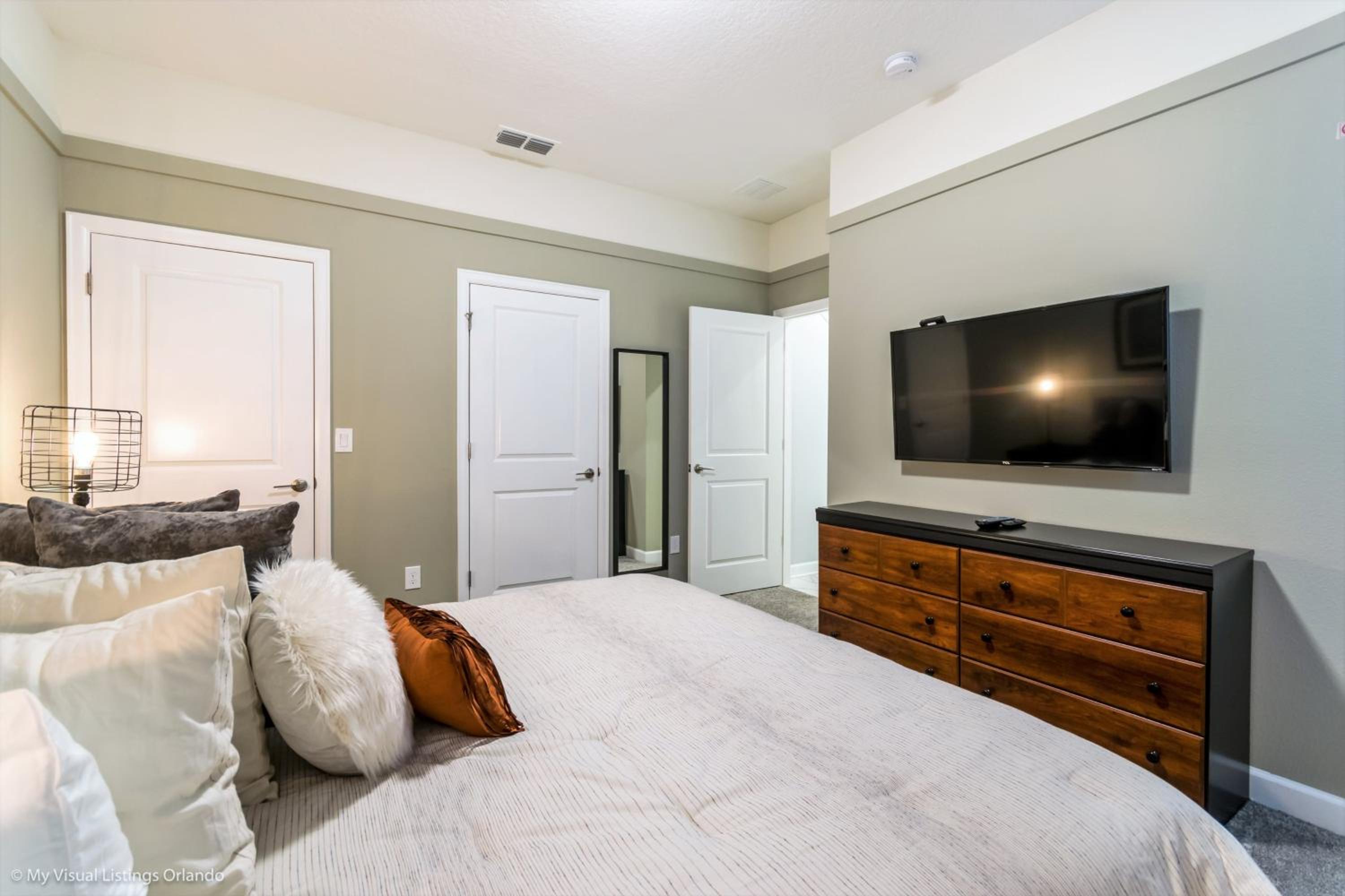 Storey Lake Resort - 4 Bed 3 Baths TOWNHOME