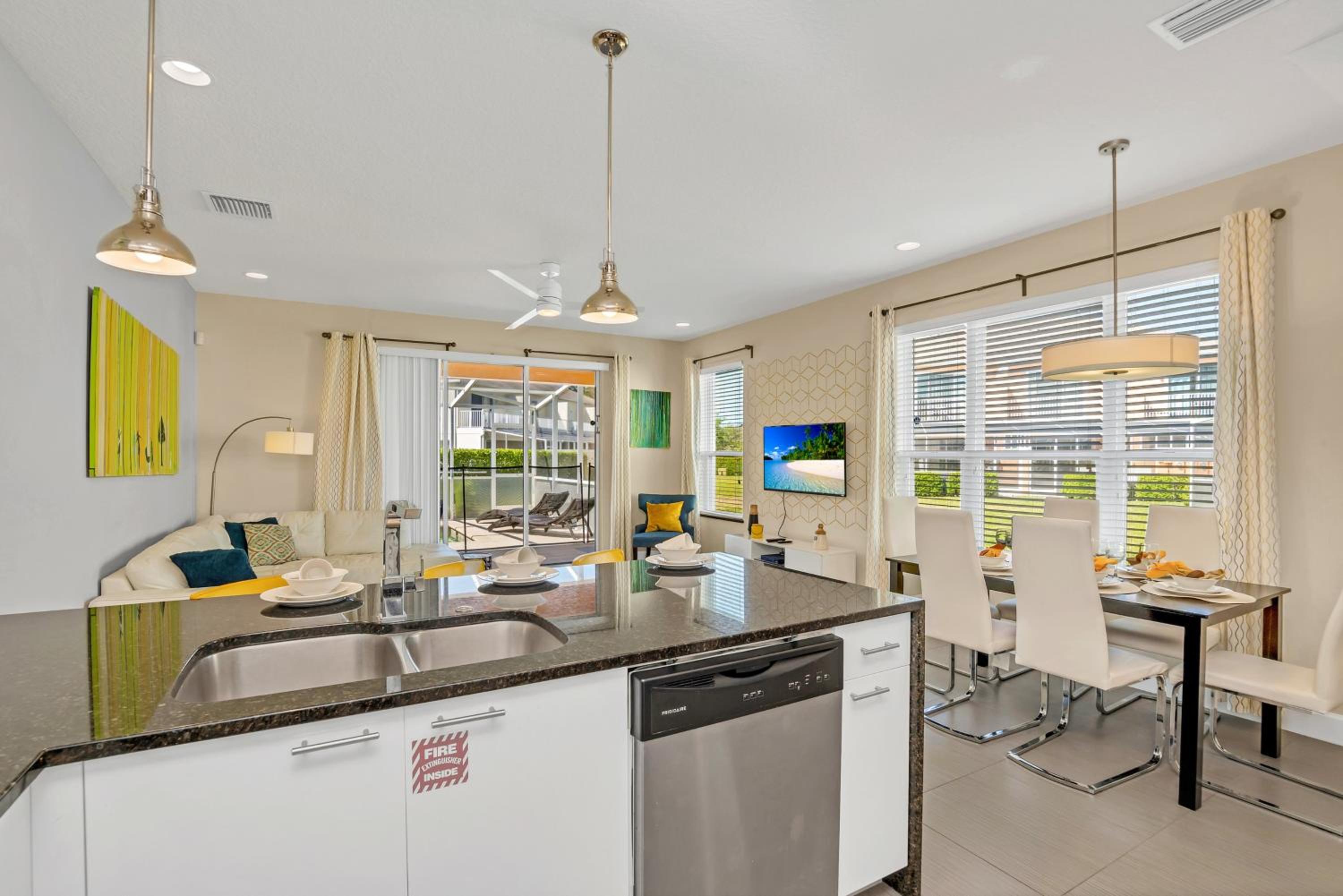 Serenity - 3 Bed 3 Baths TOWNHOME